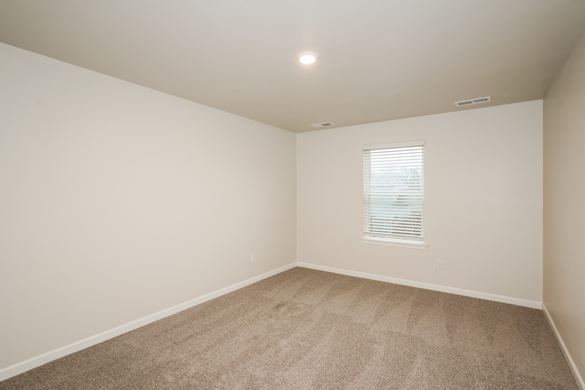 3727 Spahn Ln Property Photo 11
