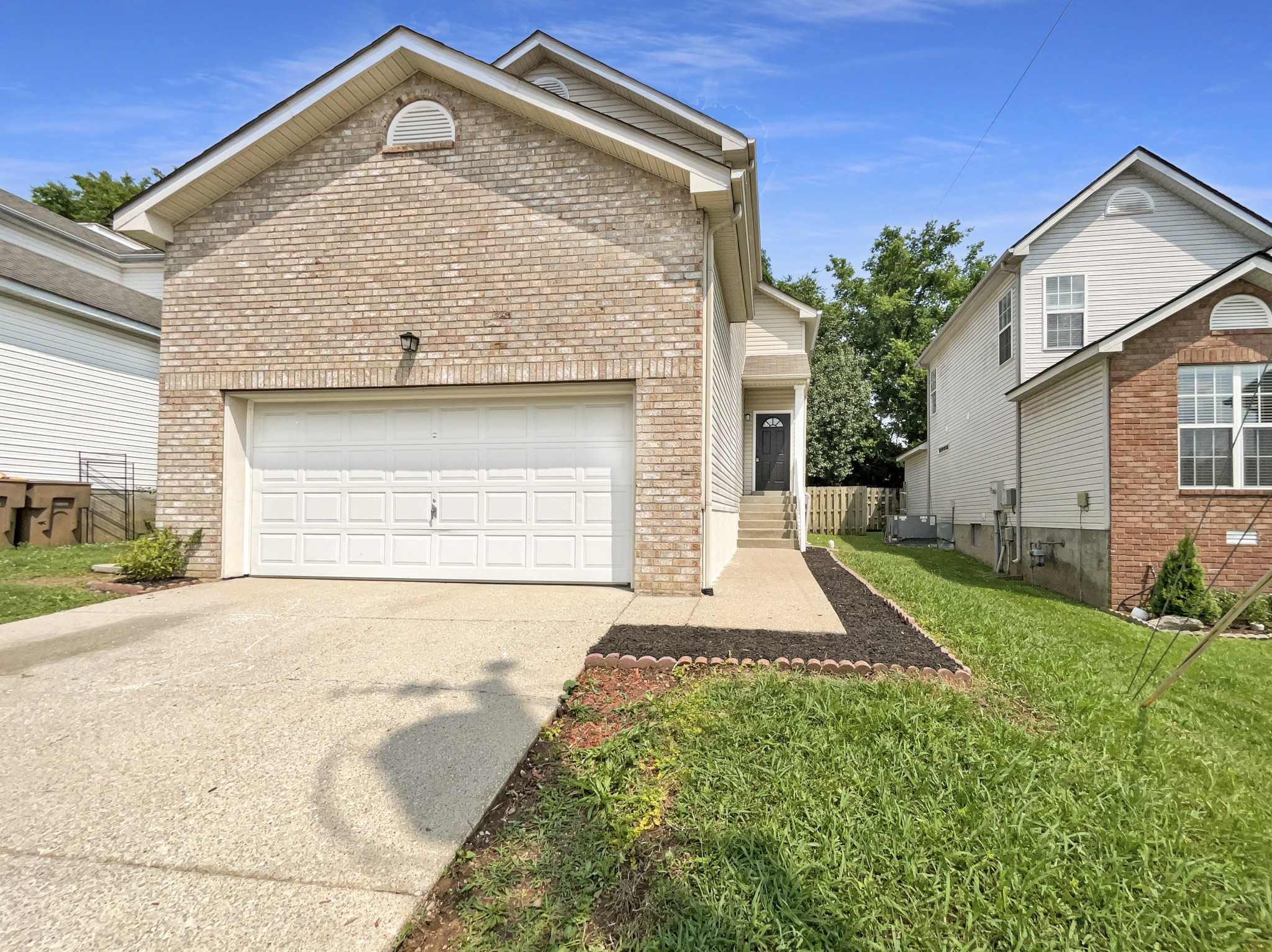 1436 Bell Trace Dr Property Photo 1