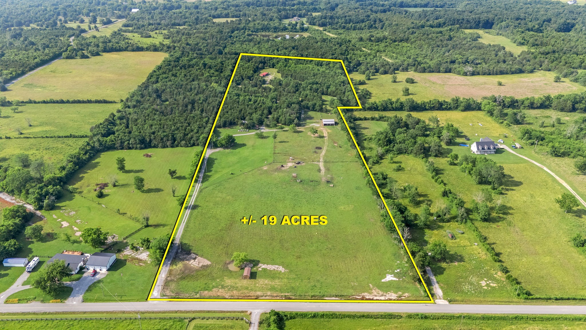 414 Squire Hall Rd Property Photo 3
