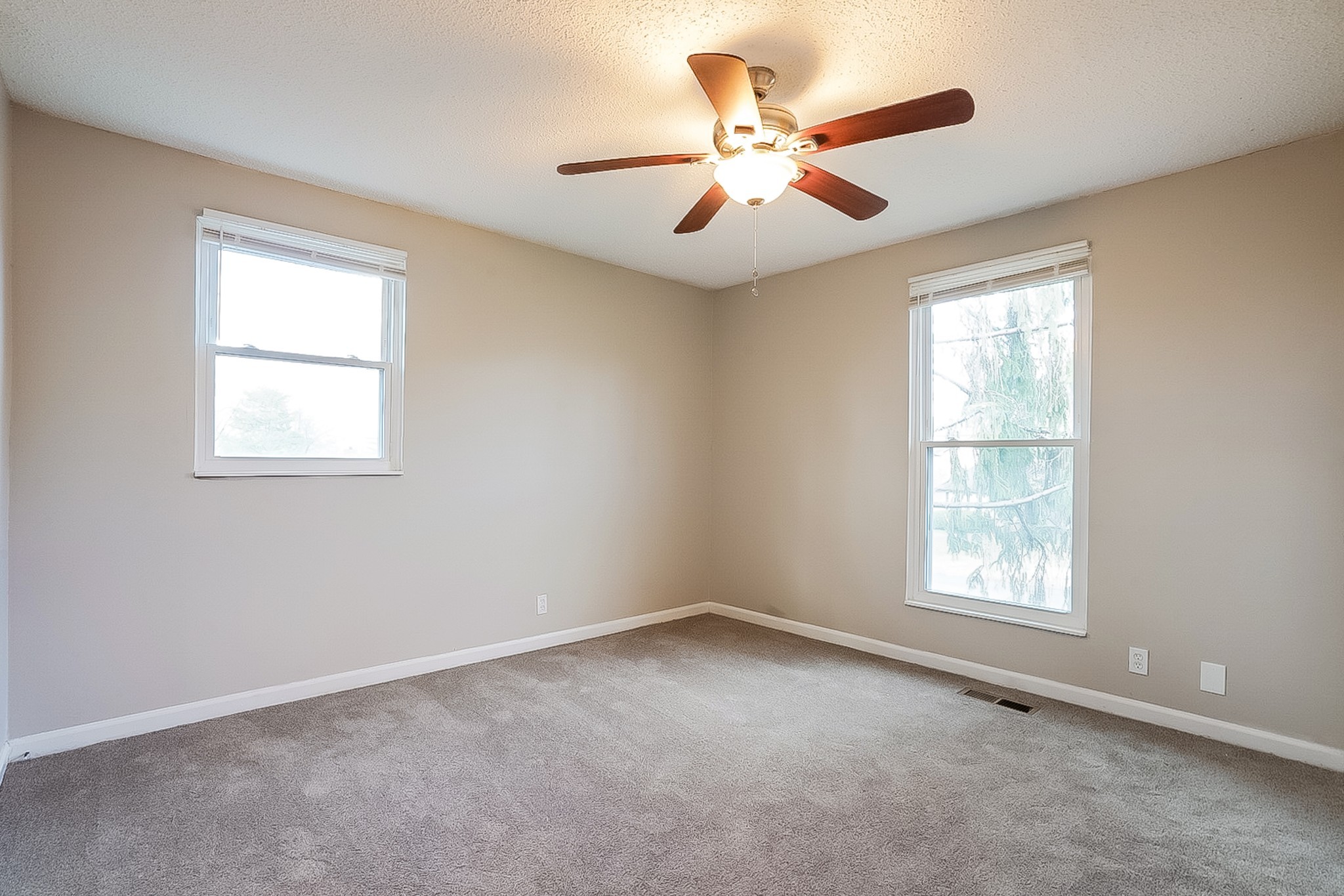 3529 Wood Bridge Dr Property Photo 11
