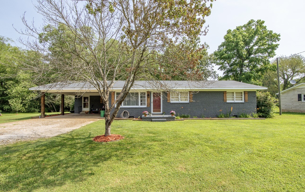 5011 Sunny Acres Dr Property Photo 1