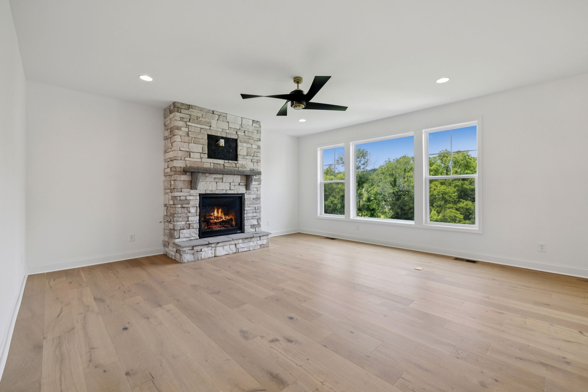 820 Westchester Cir Property Photo 16