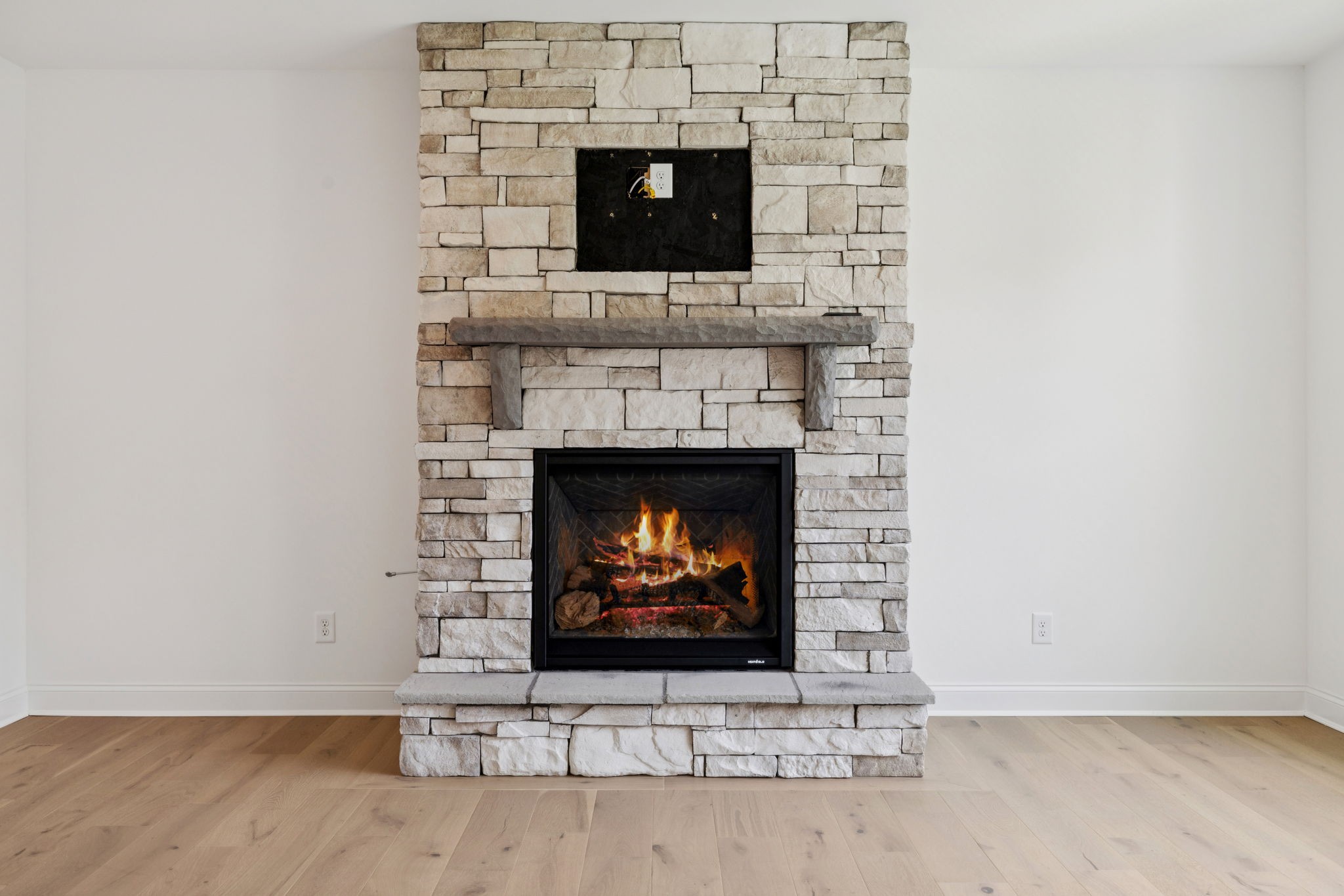 820 Westchester Cir Property Photo 18