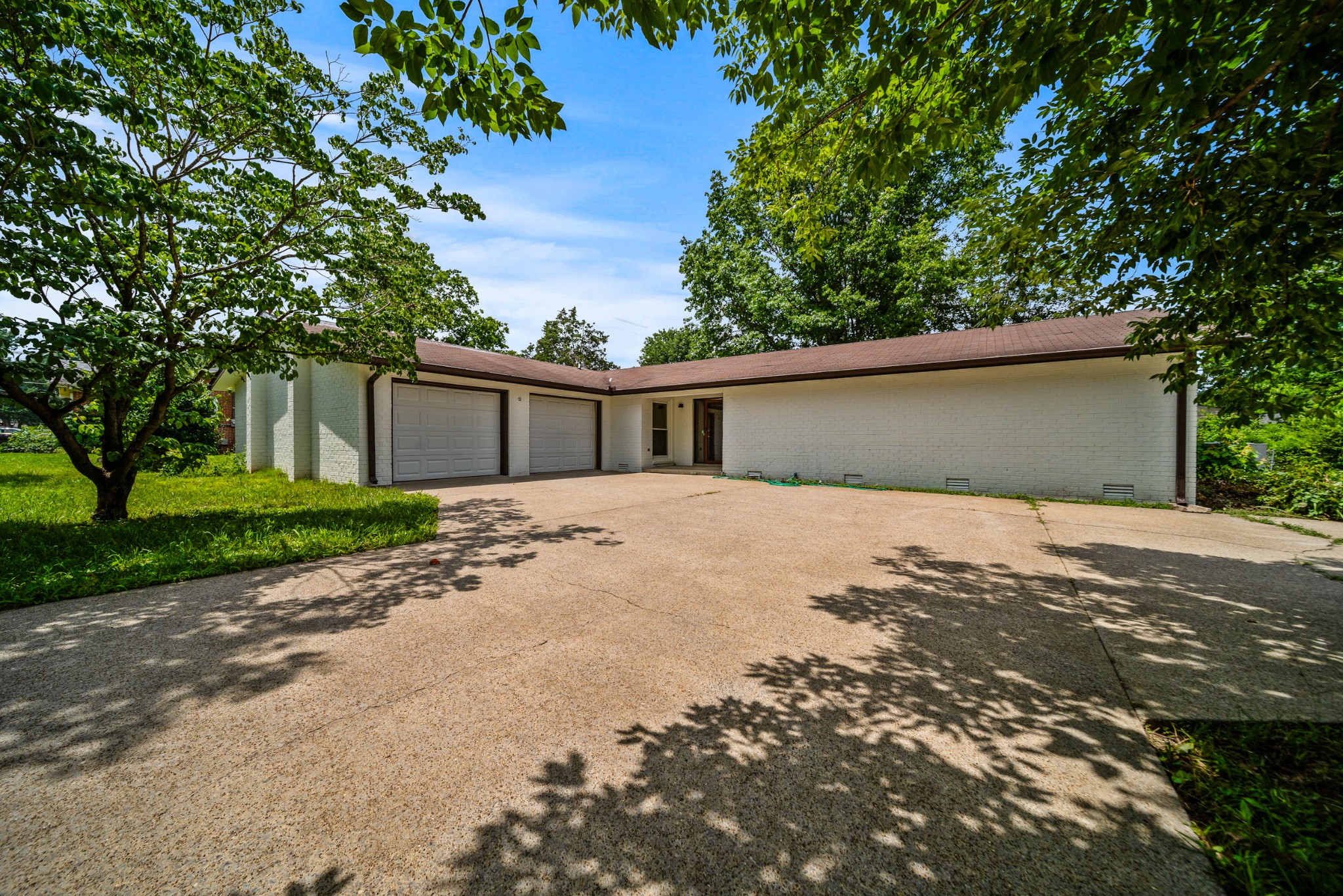 205 Walnut St Property Photo 1