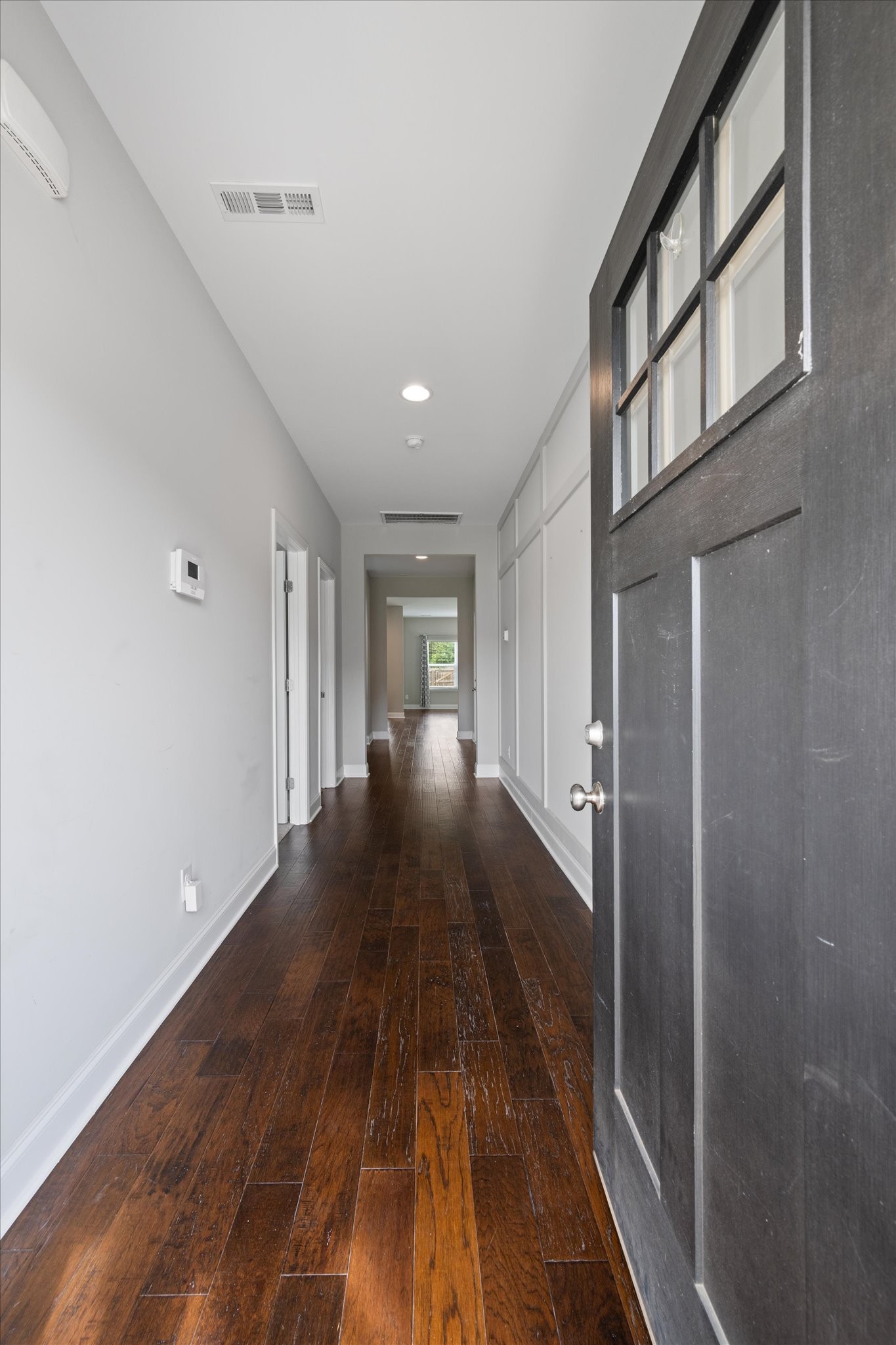 574 Oakvale Ln Property Photo 6