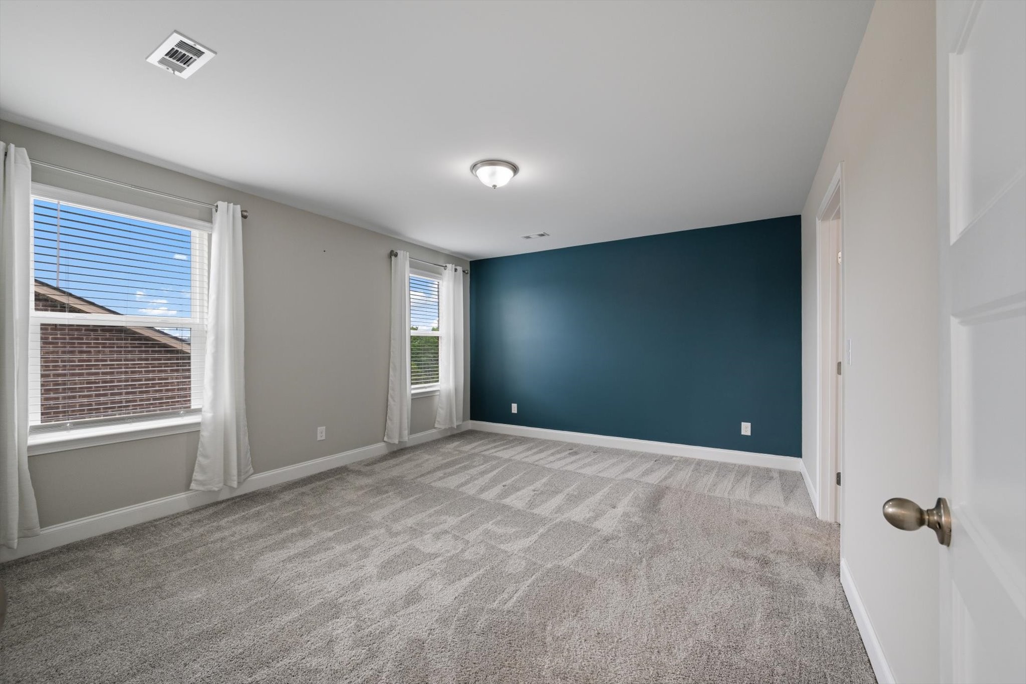 574 Oakvale Ln Property Photo 19