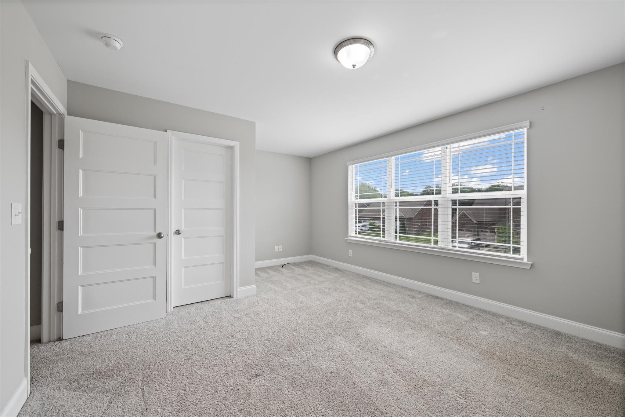 574 Oakvale Ln Property Photo 24