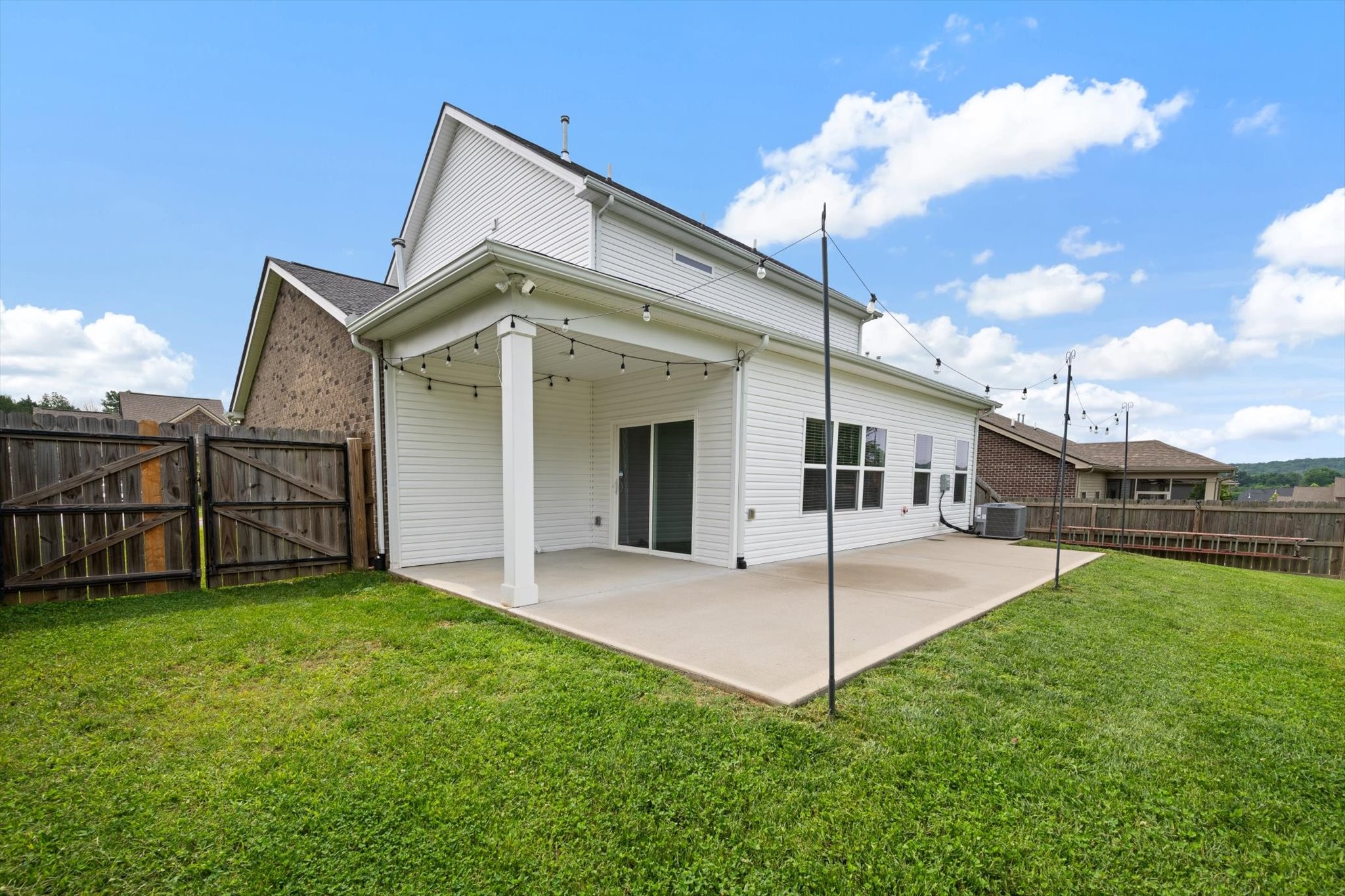 574 Oakvale Ln Property Photo 31