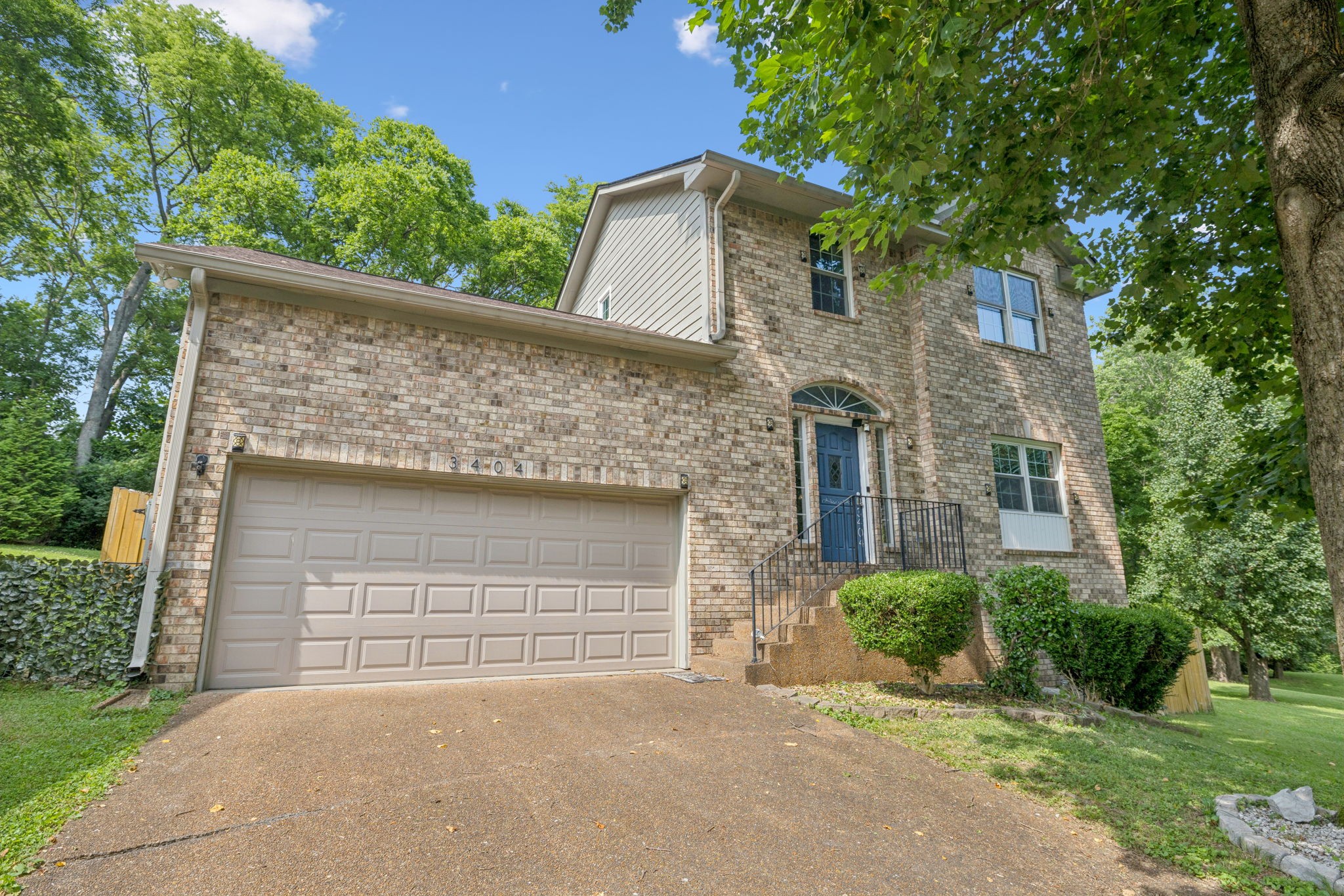 3404 Parkwood Ct Property Photo 1