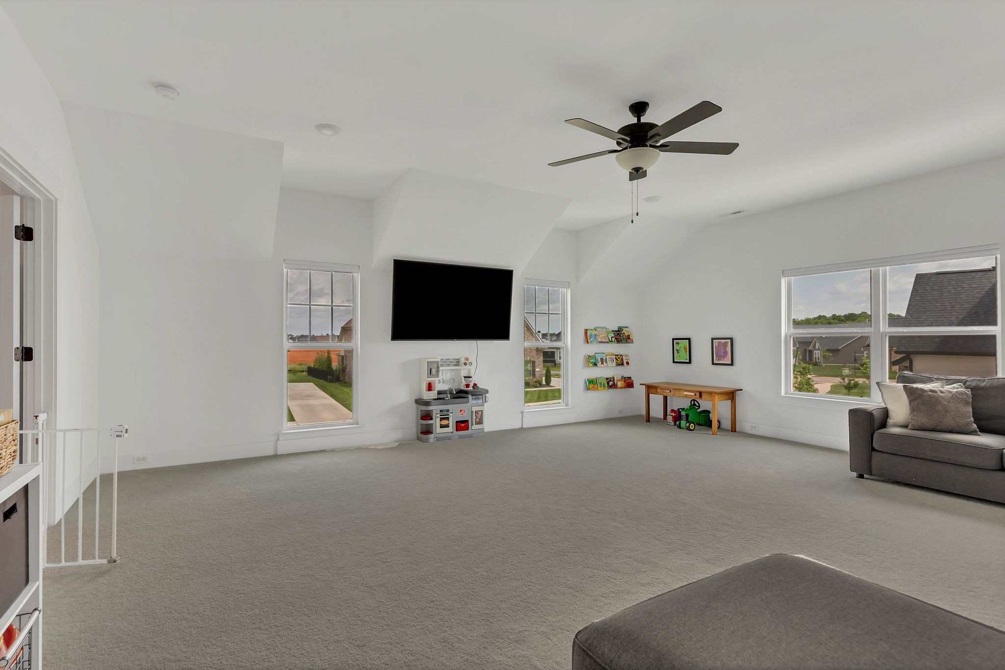 5509 Bridgemore Blvd Property Photo 37