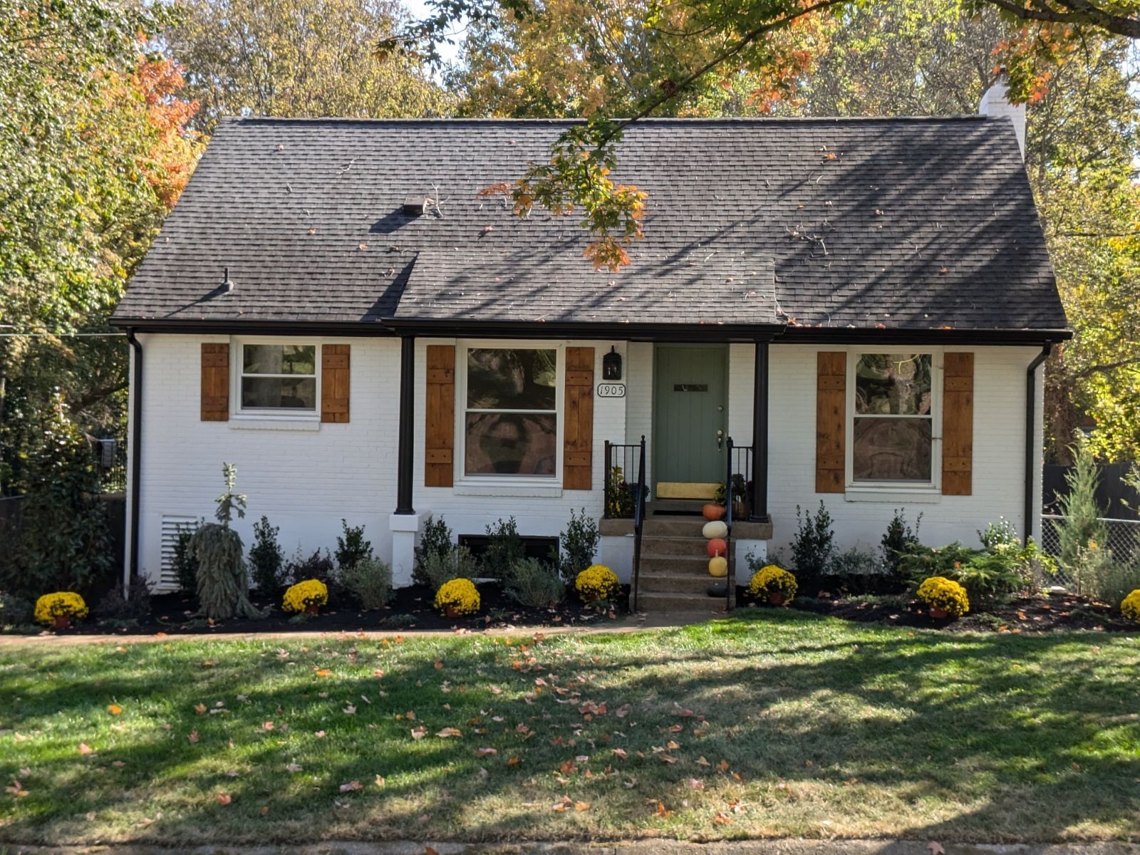 1905 Stratford Ave Property Photo 1