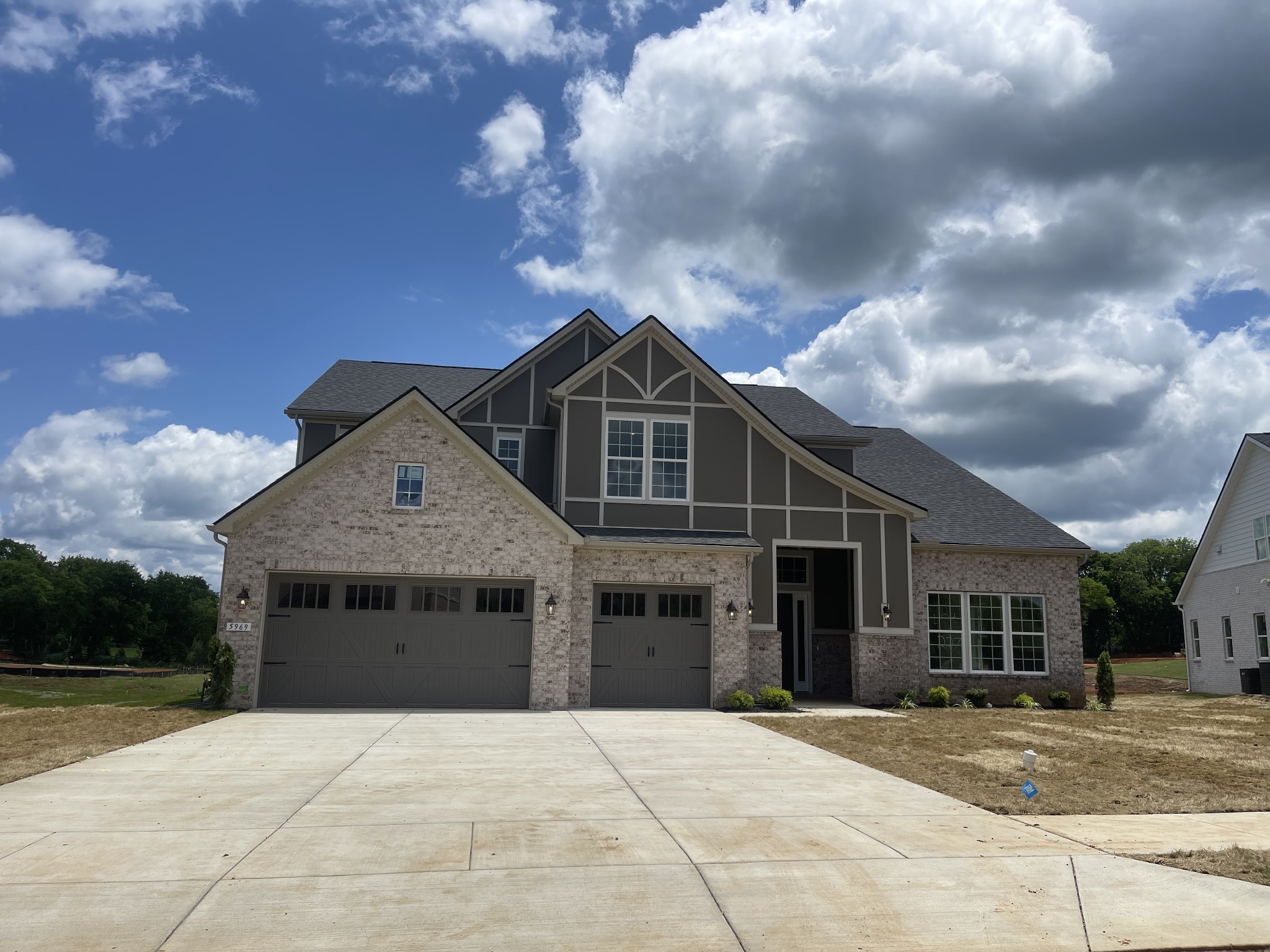 5969 Hunt Valley Drive Property Photo 1