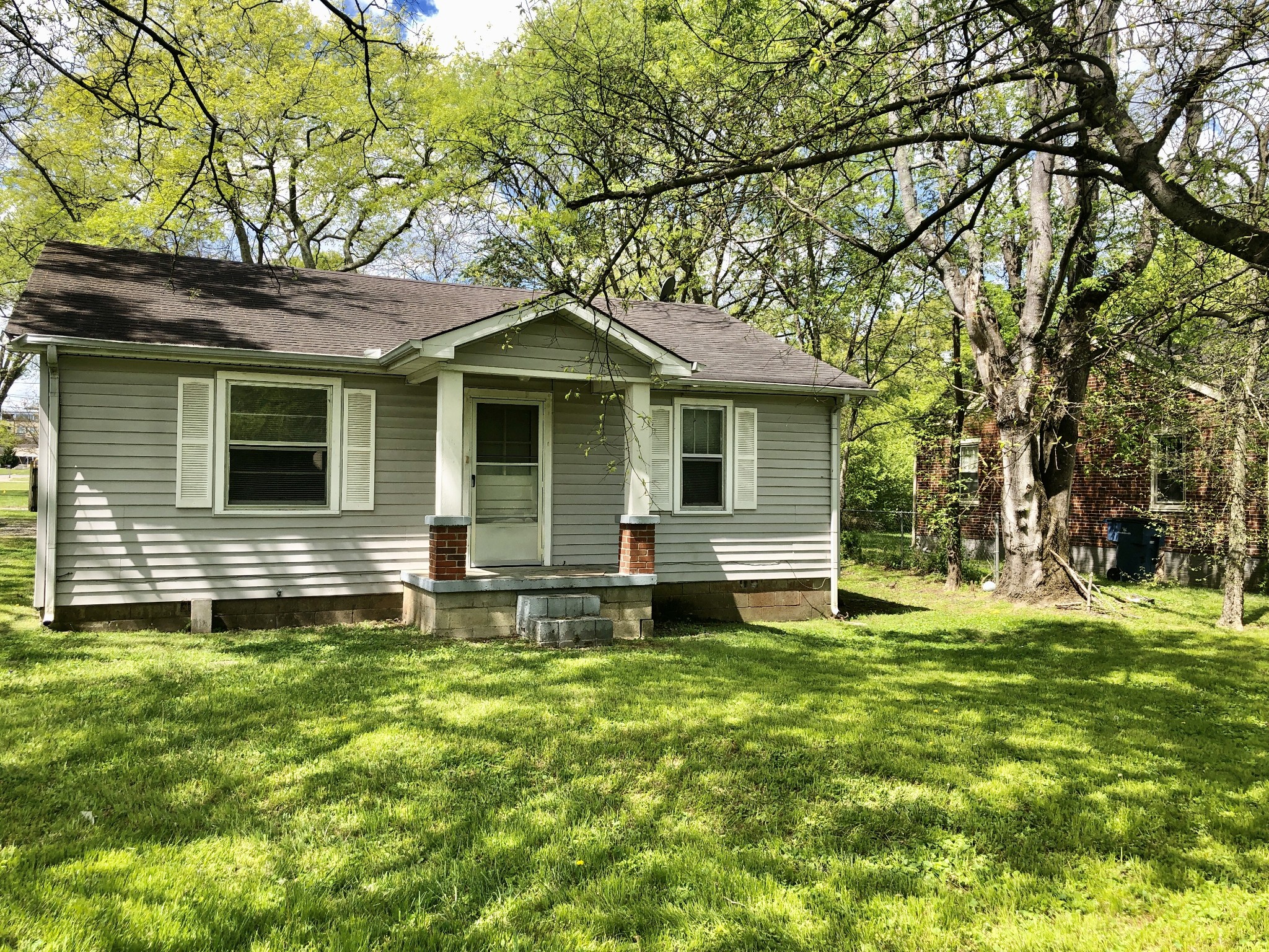 147 Two Mile Pike Property Photo 1