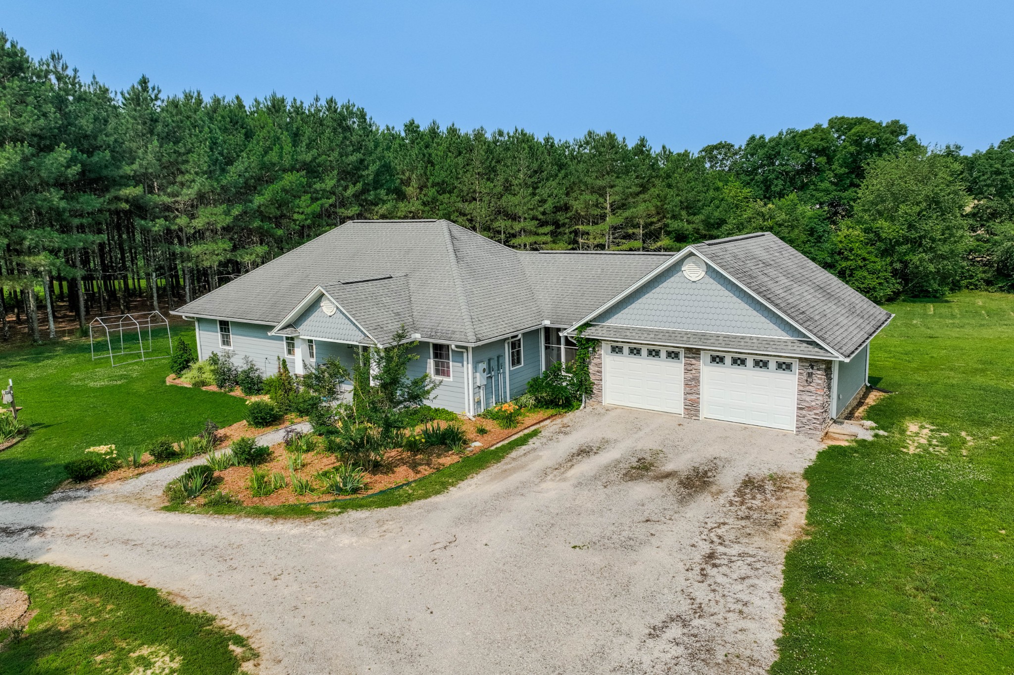 191 Buford Moore Ln Property Photo 1