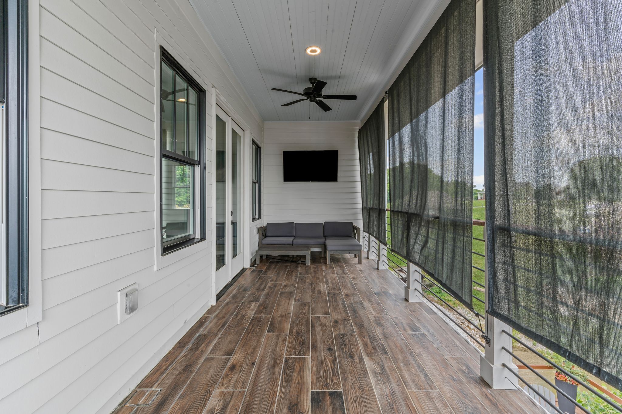 541 Lakeview Cir Property Photo 31
