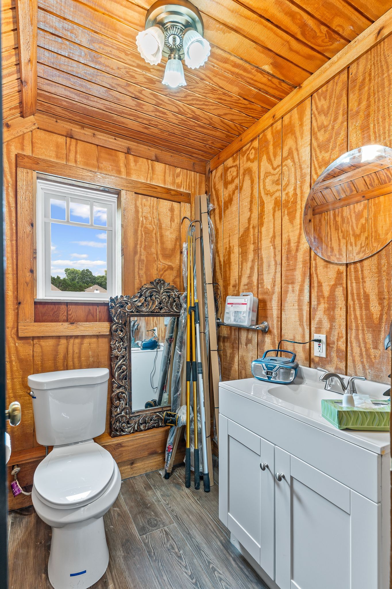 541 Lakeview Cir Property Photo 47
