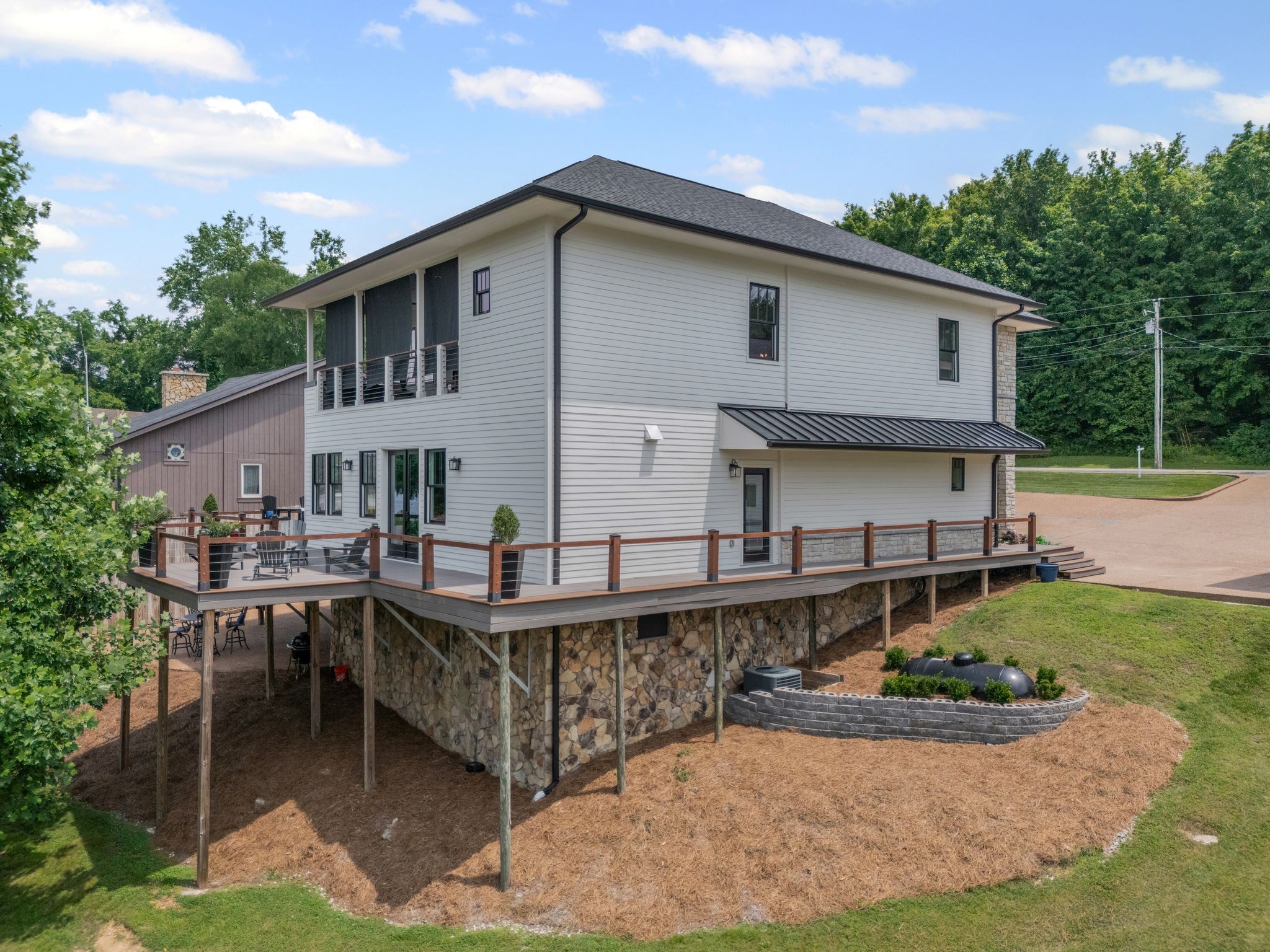 541 Lakeview Cir Property Photo 60