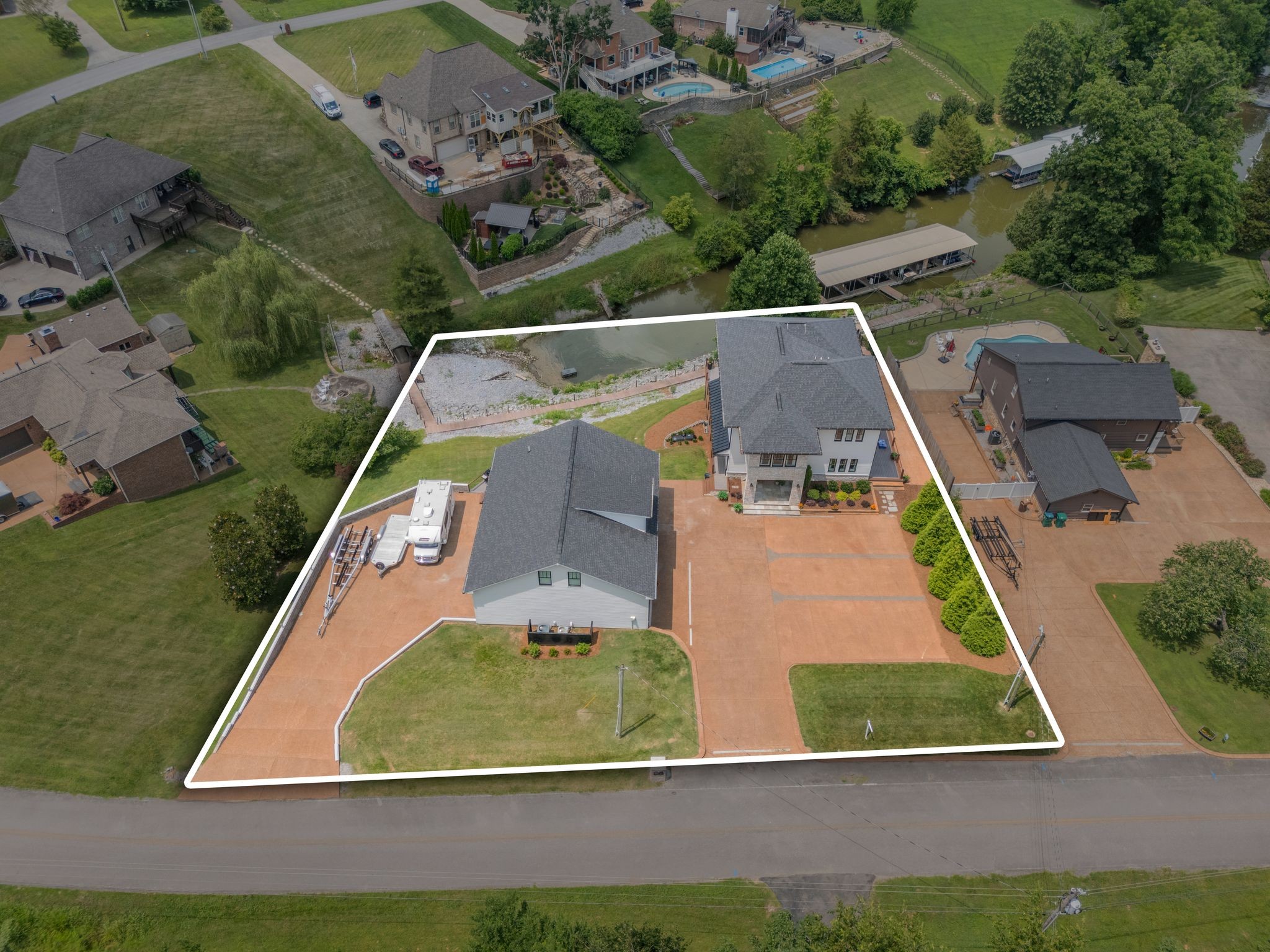 541 Lakeview Cir Property Photo 65