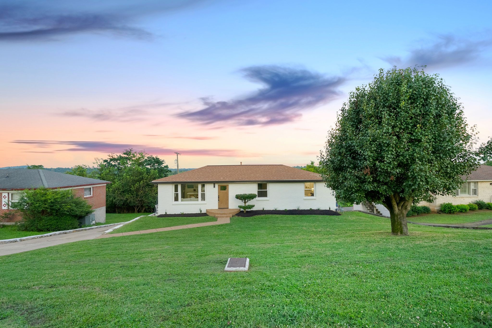 2717 Noonan Dr Property Photo 2