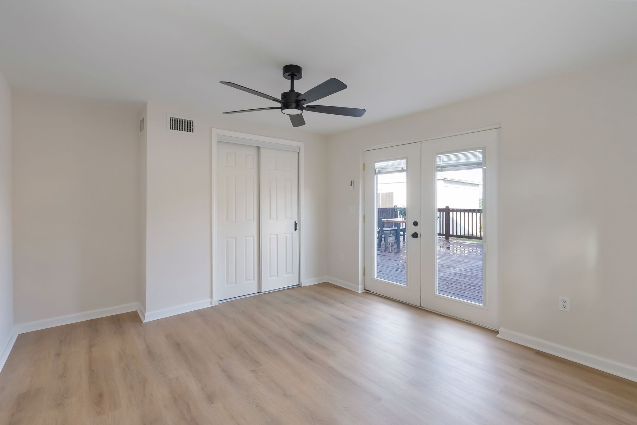 2717 Noonan Dr Property Photo 32