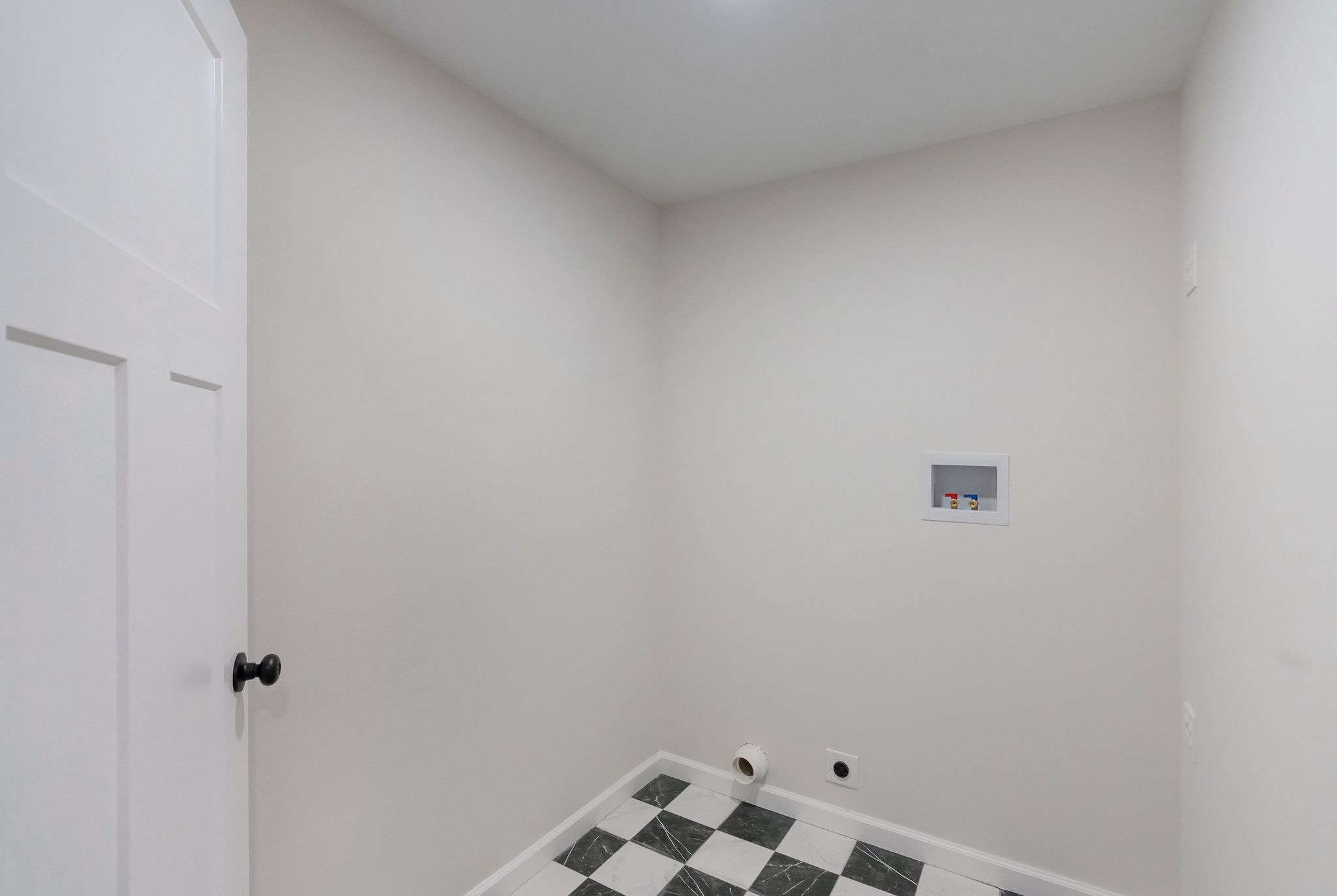 2717 Noonan Dr Property Photo 39