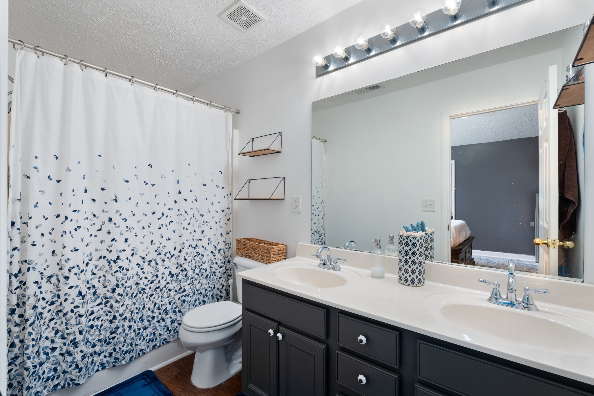 525 Scotts Creek Trl Property Photo 23