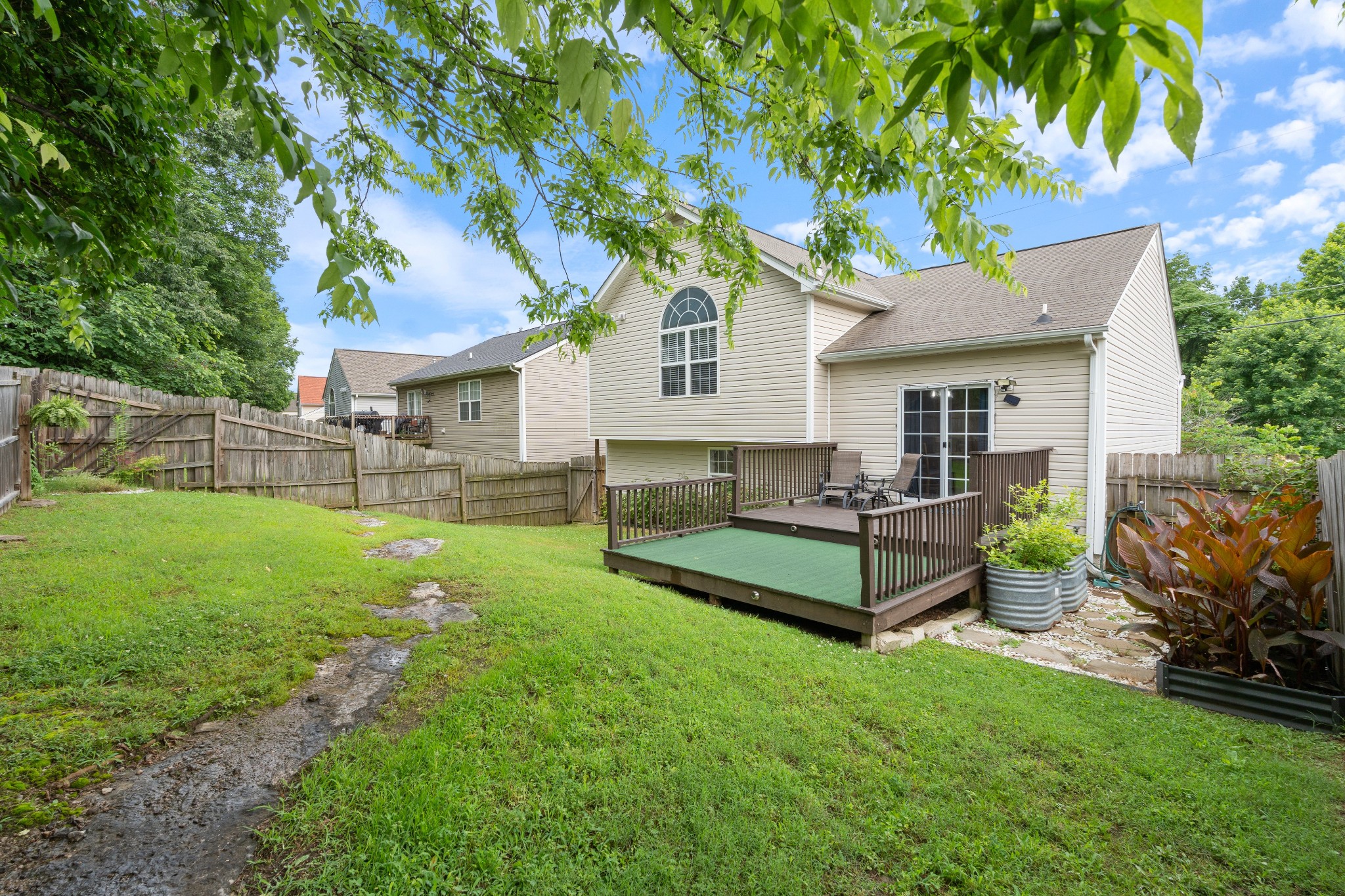 525 Scotts Creek Trl Property Photo 27