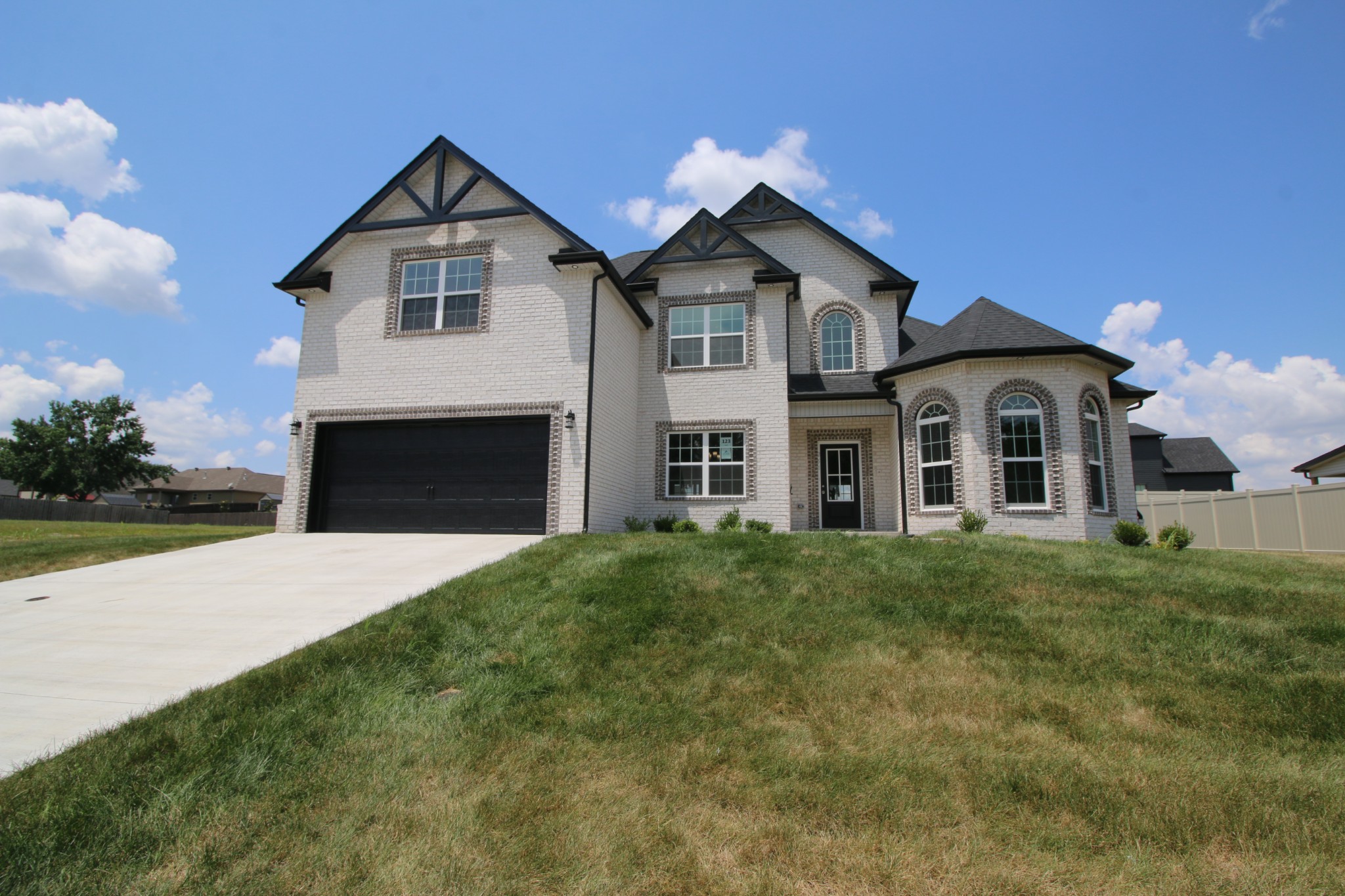 123 Bellshire Property Photo 1