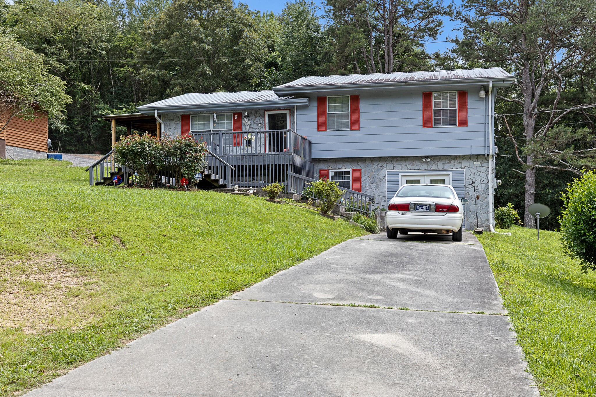 460 E Georgia Avenue Property Photo 1