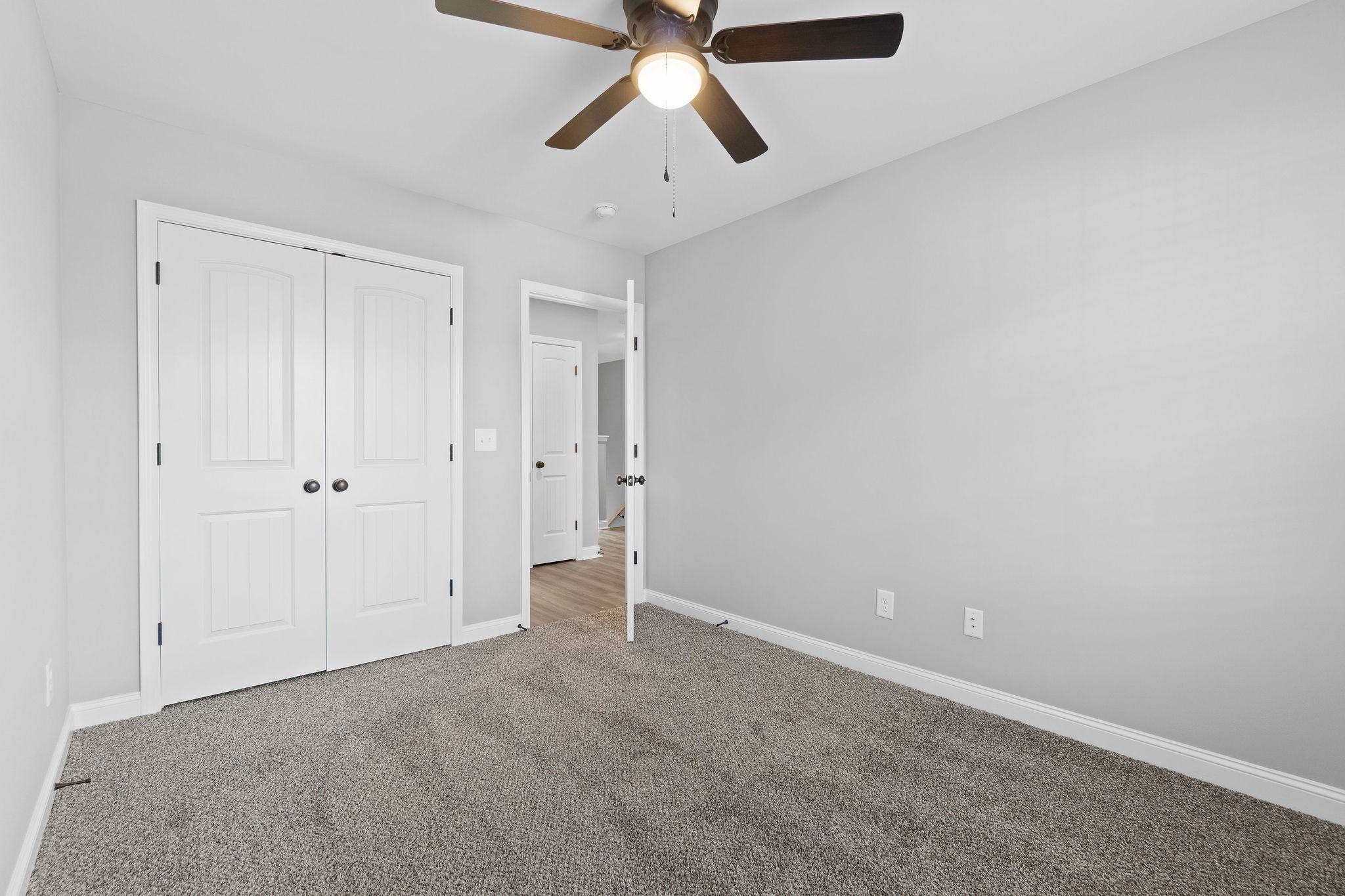 580 Heritage Pointe Dr Property Photo 12