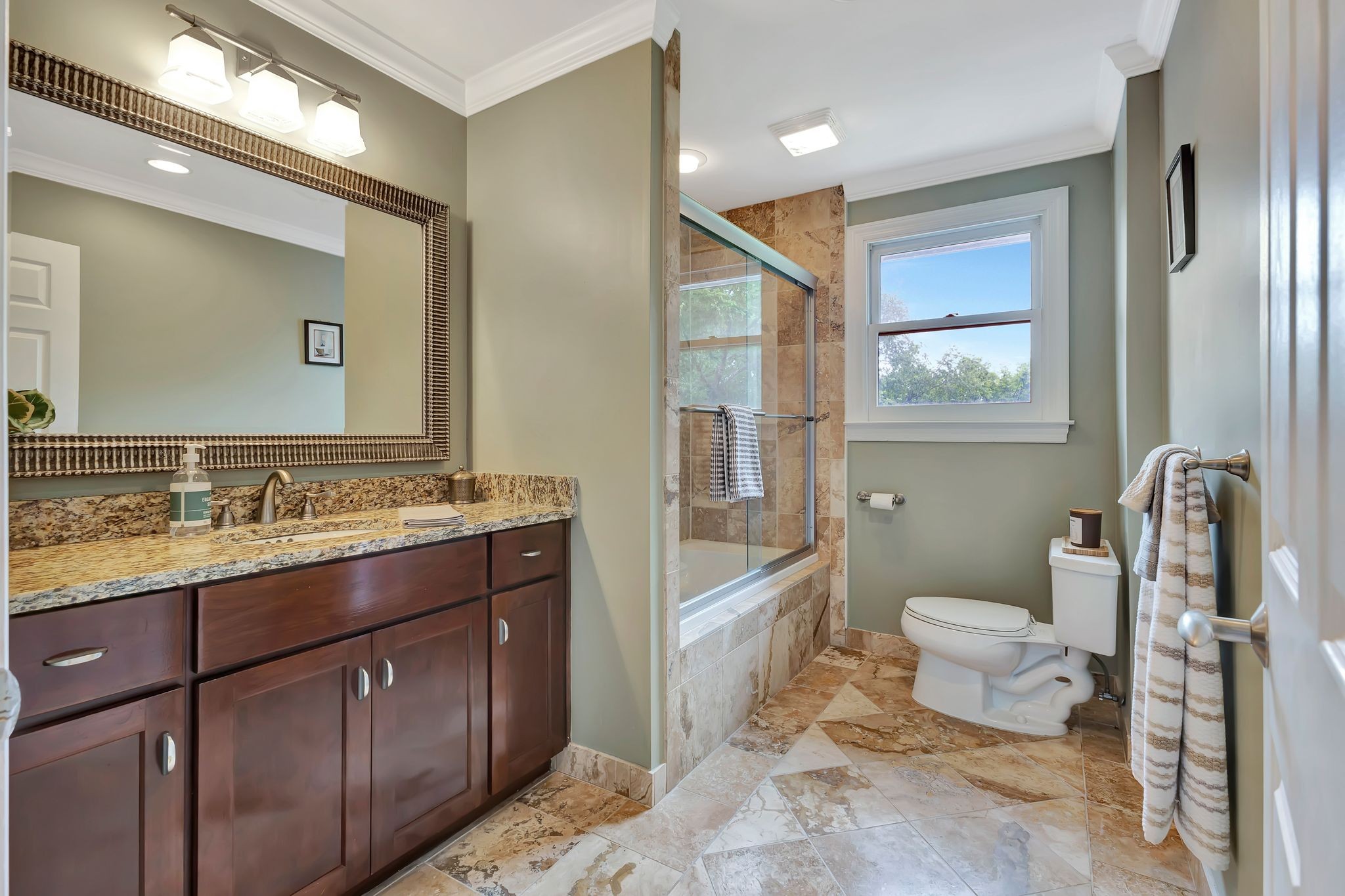 1204 Brentwood Ln Property Photo 30