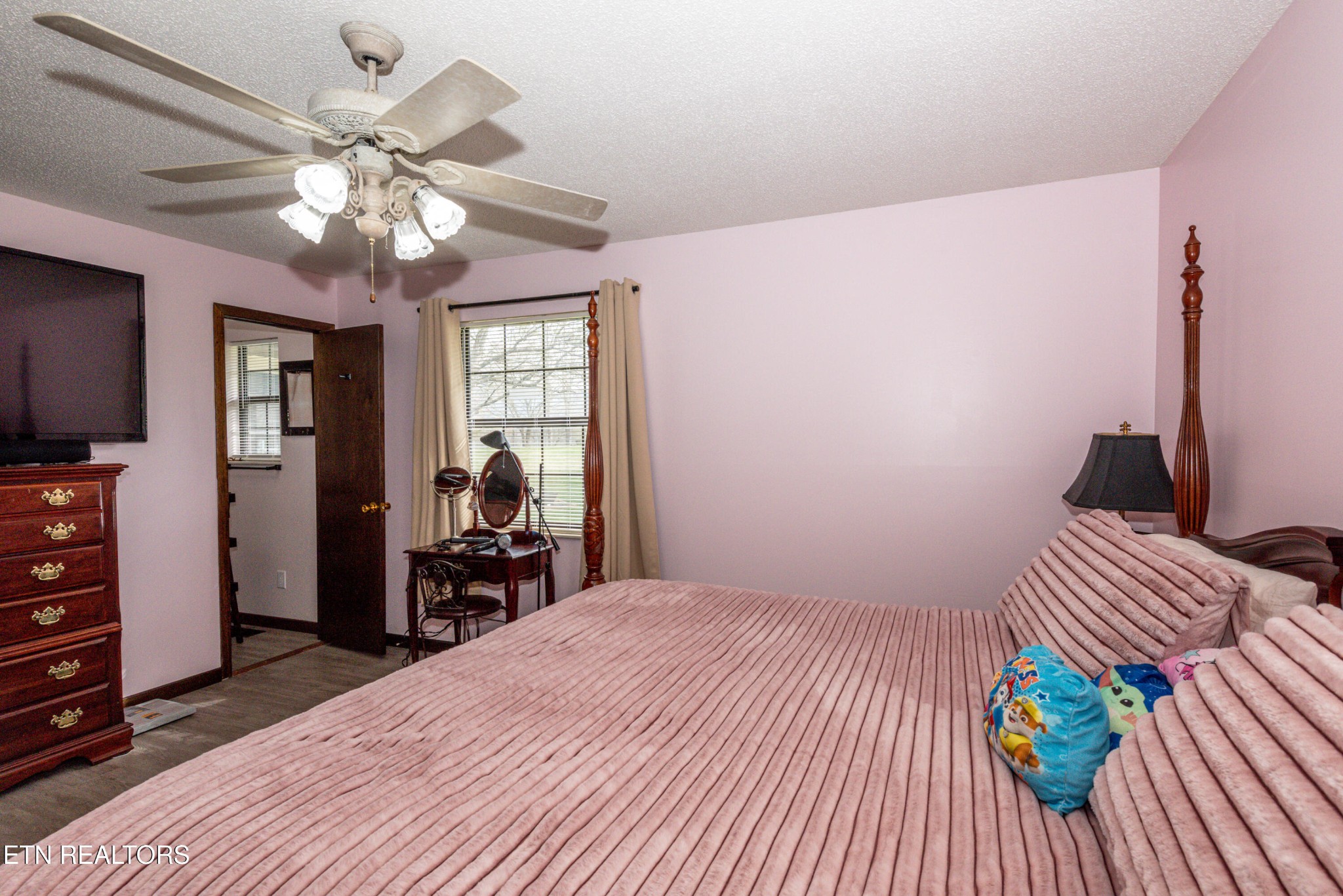 311 E Chestnut Hill Rd Property Photo 23