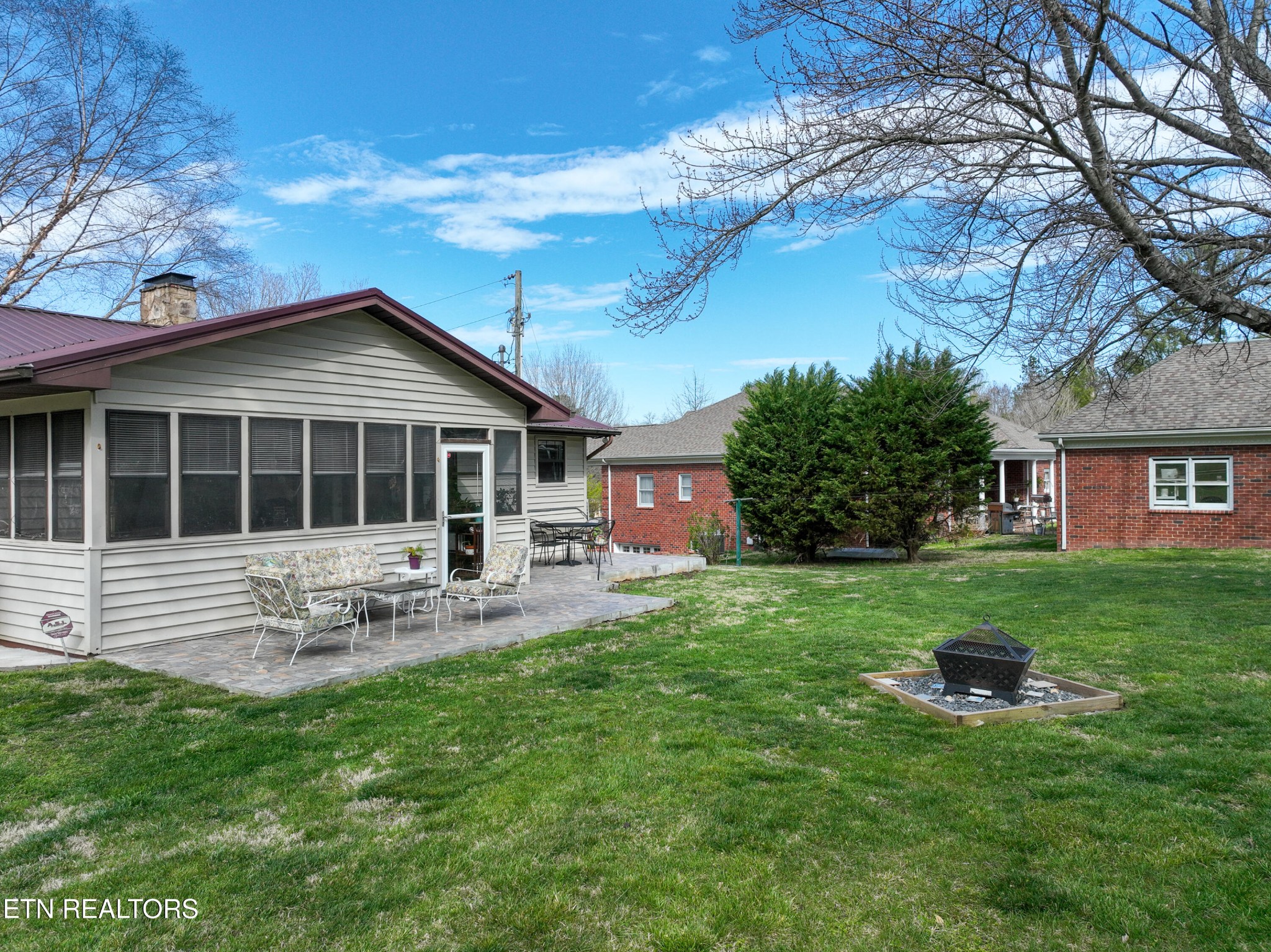 311 E Chestnut Hill Rd Property Photo 47