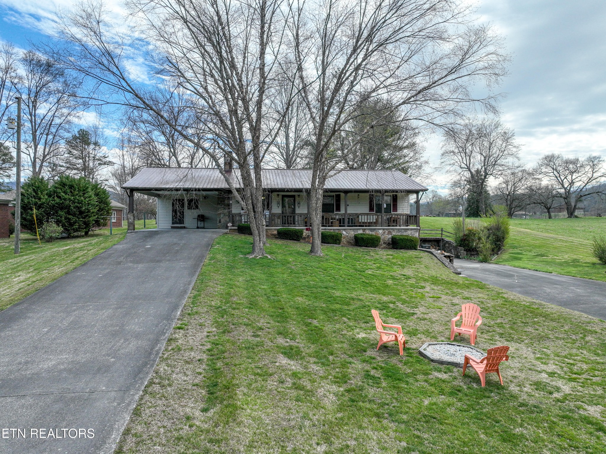 311 E Chestnut Hill Rd Property Photo 53