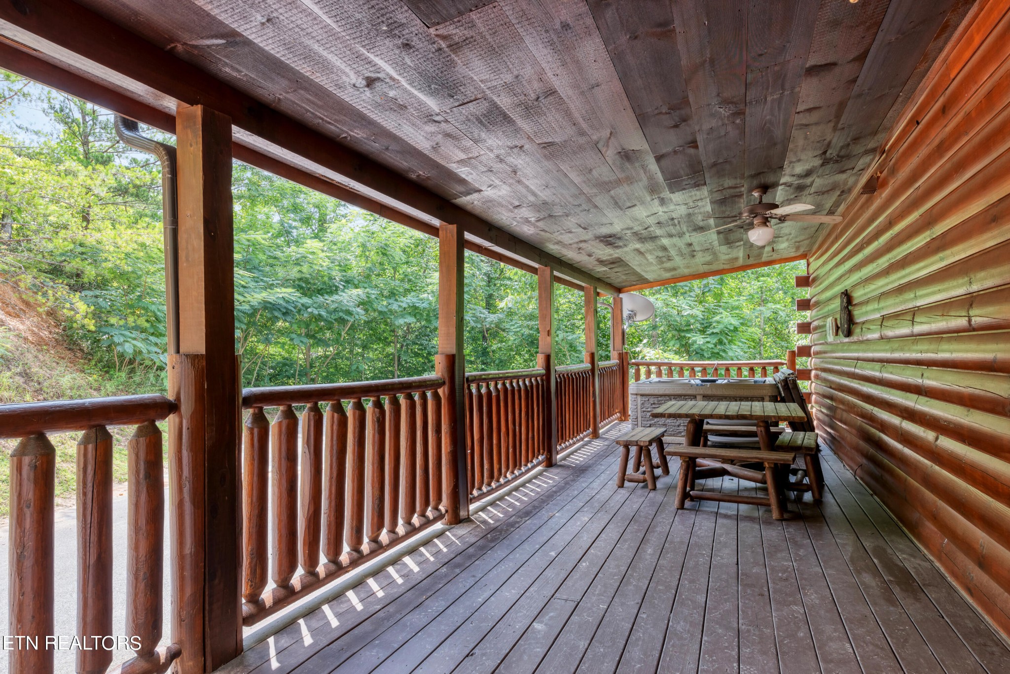 1615 Mountain Dreams Way Property Photo 14