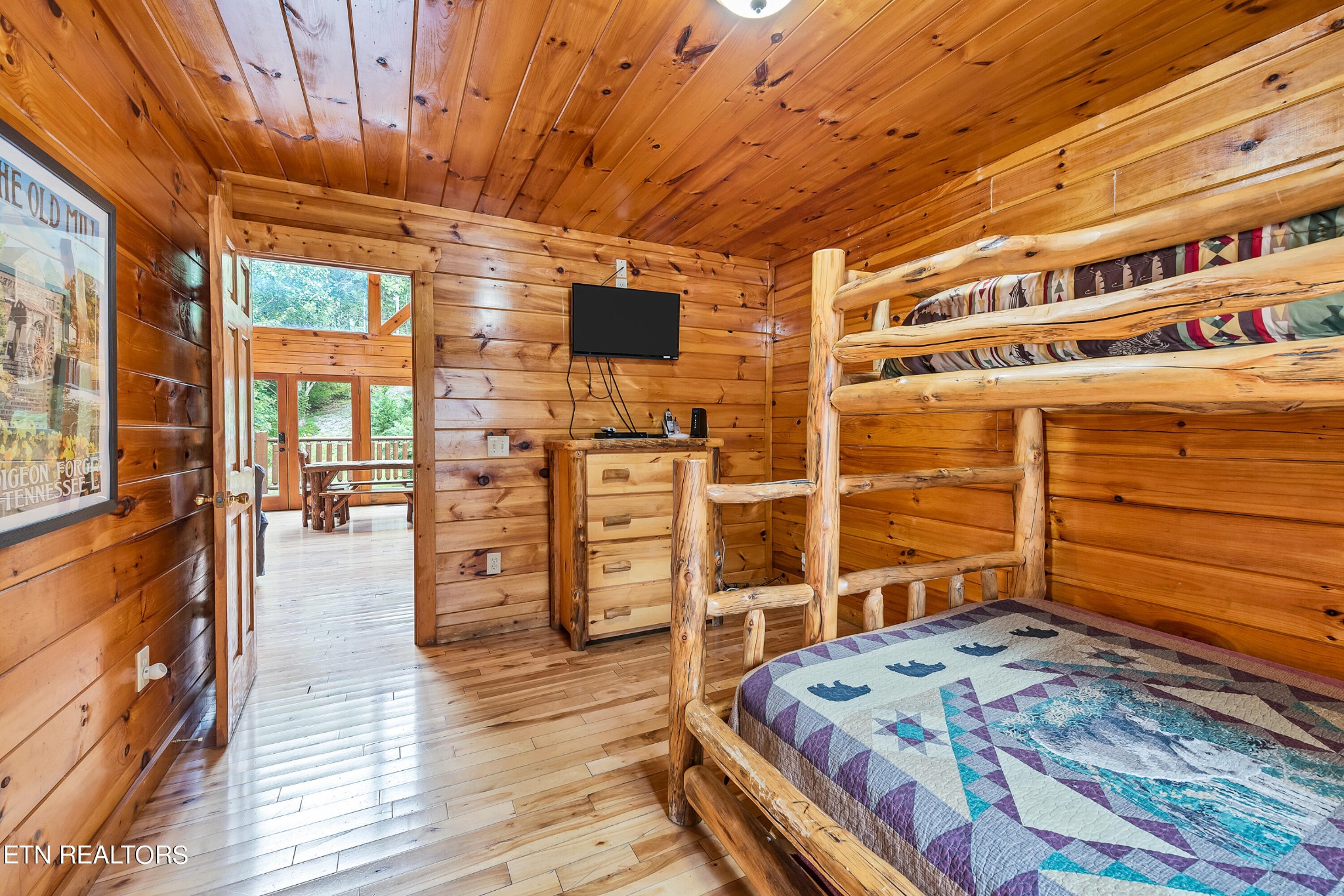 1615 Mountain Dreams Way Property Photo 25