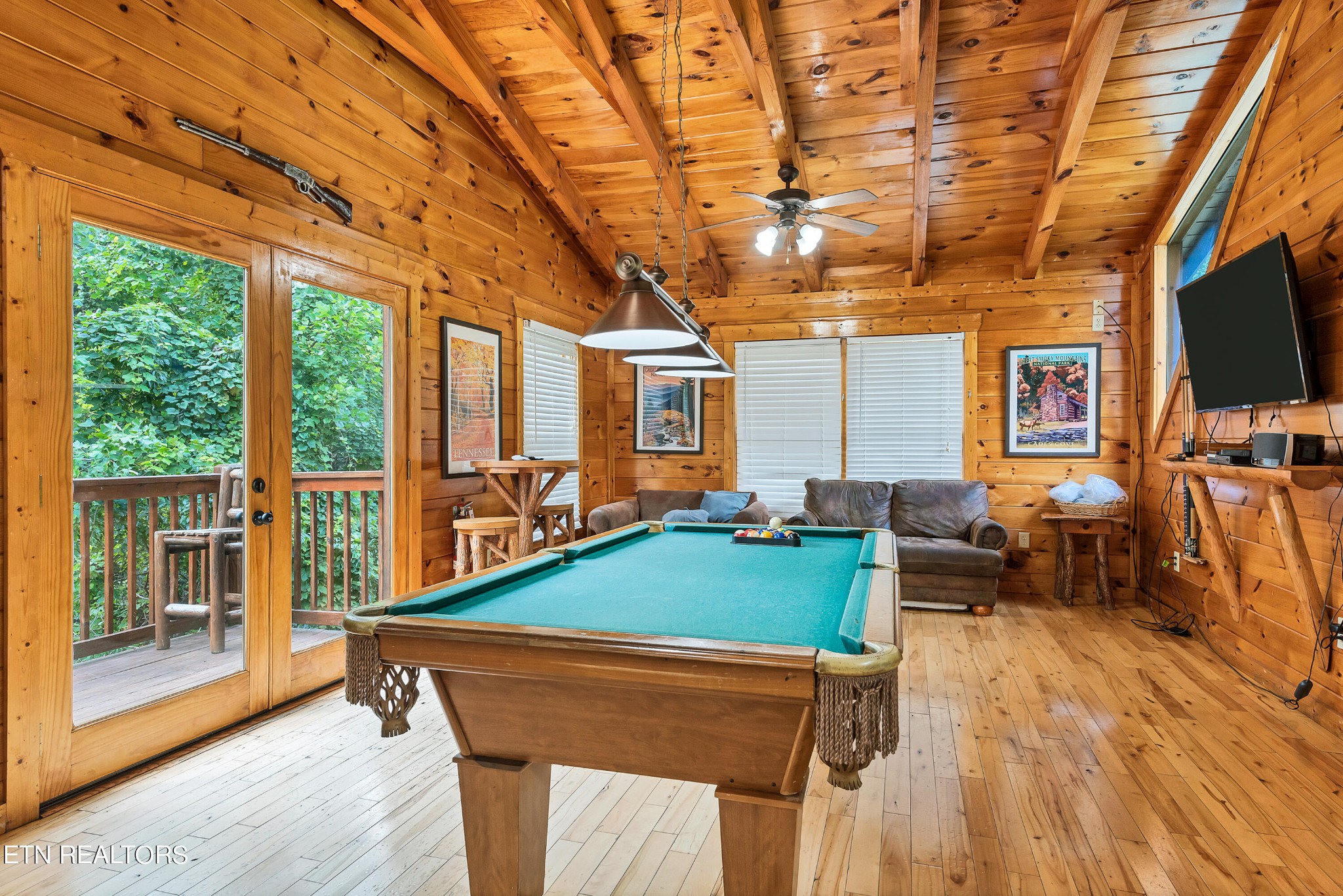 1615 Mountain Dreams Way Property Photo 32