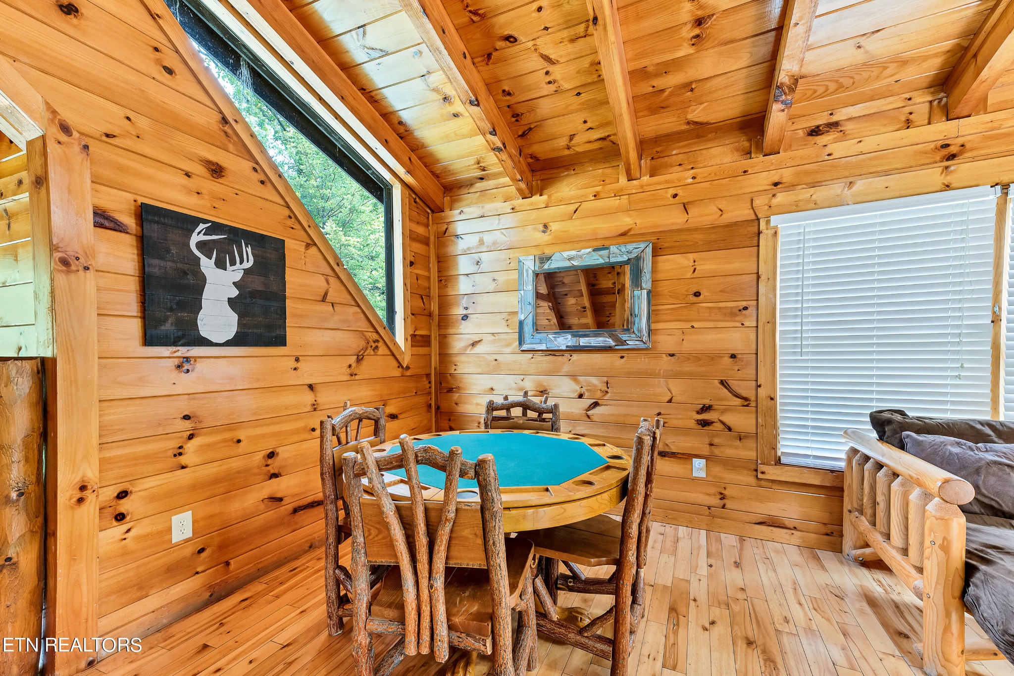 1615 Mountain Dreams Way Property Photo 34
