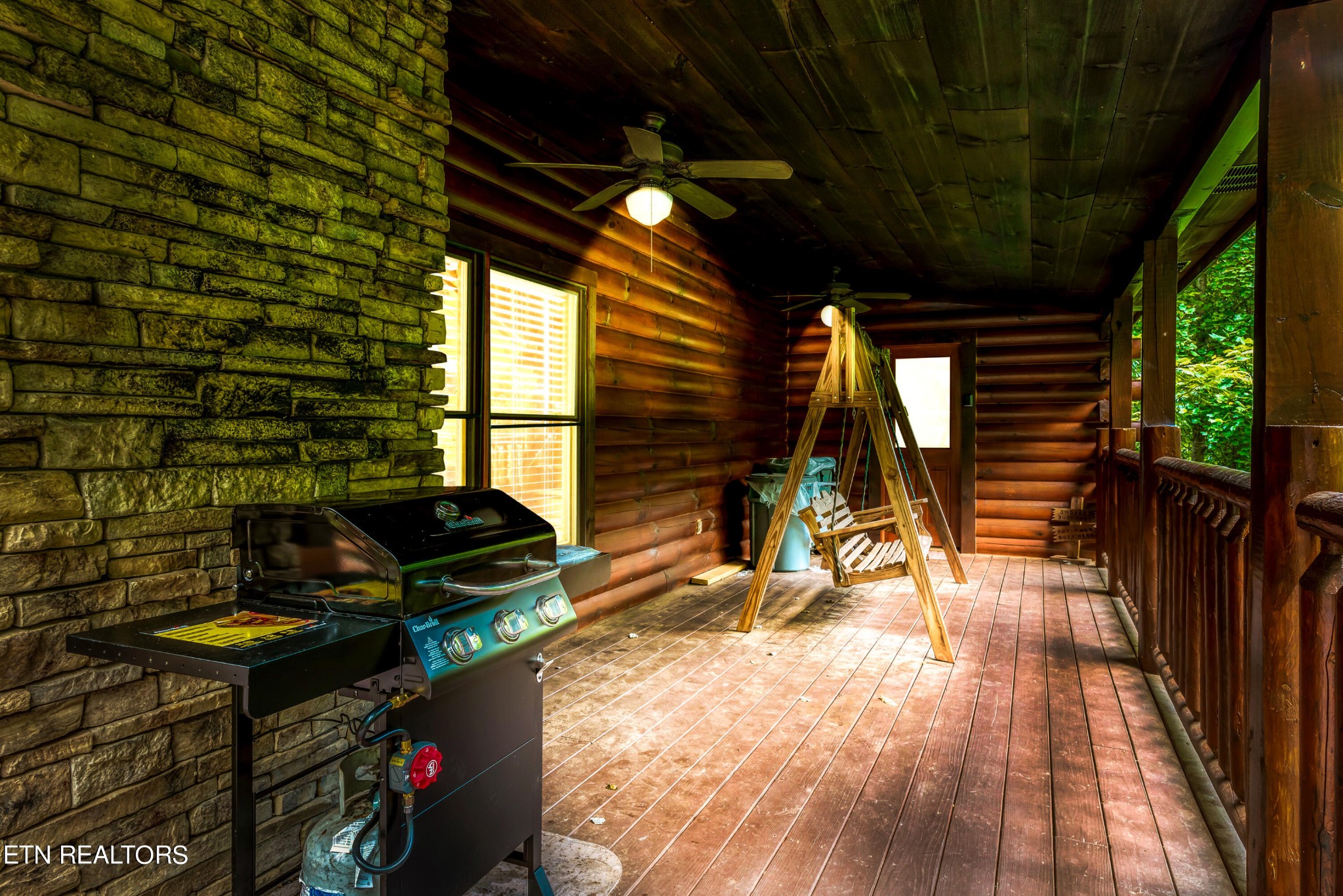 1615 Mountain Dreams Way Property Photo 35