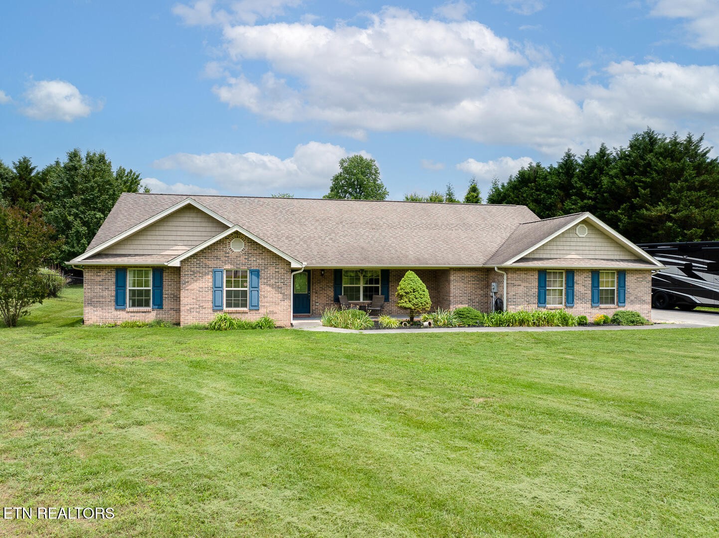 1725 River Mist Lane Property Photo 4