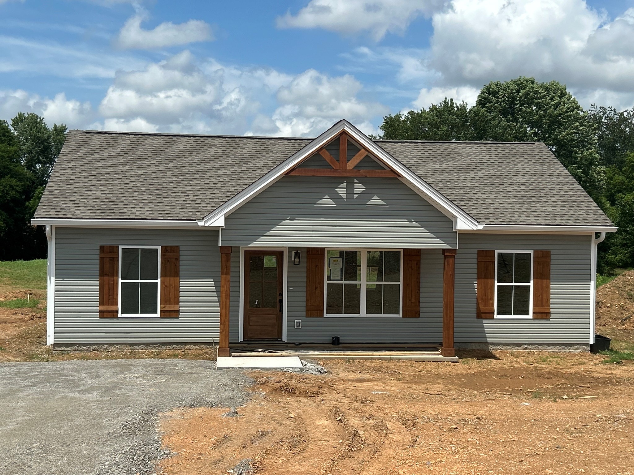 1035 Landing Lane Property Photo 1