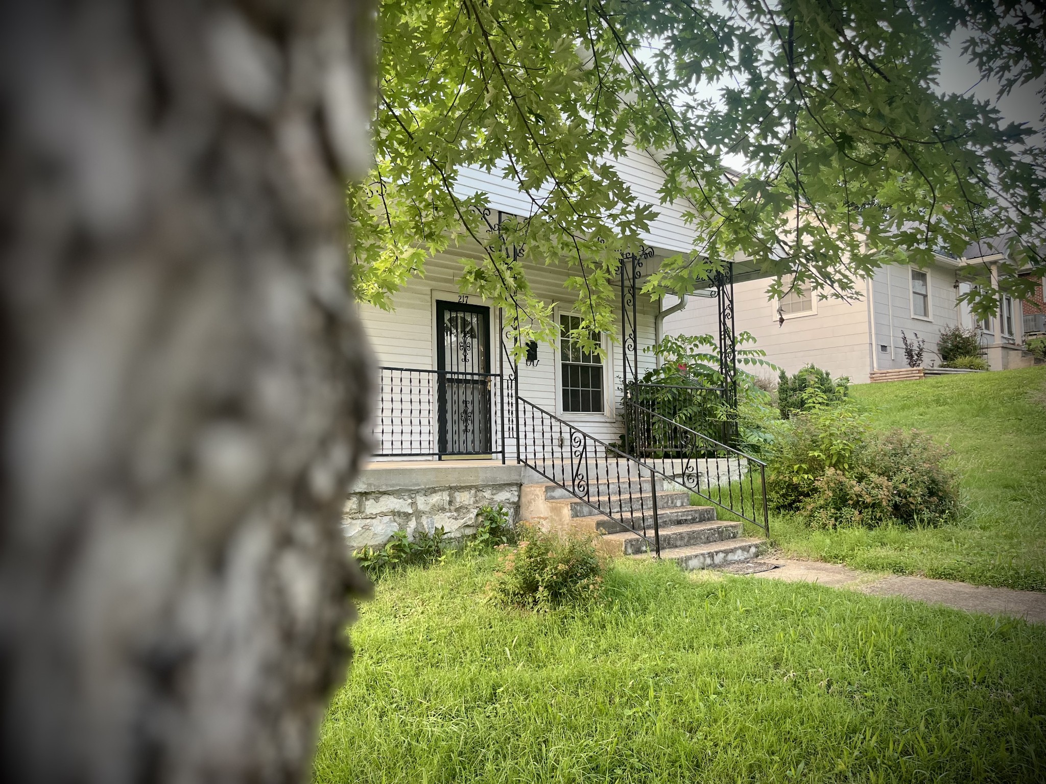 217 Fite Ave, E Property Photo 1