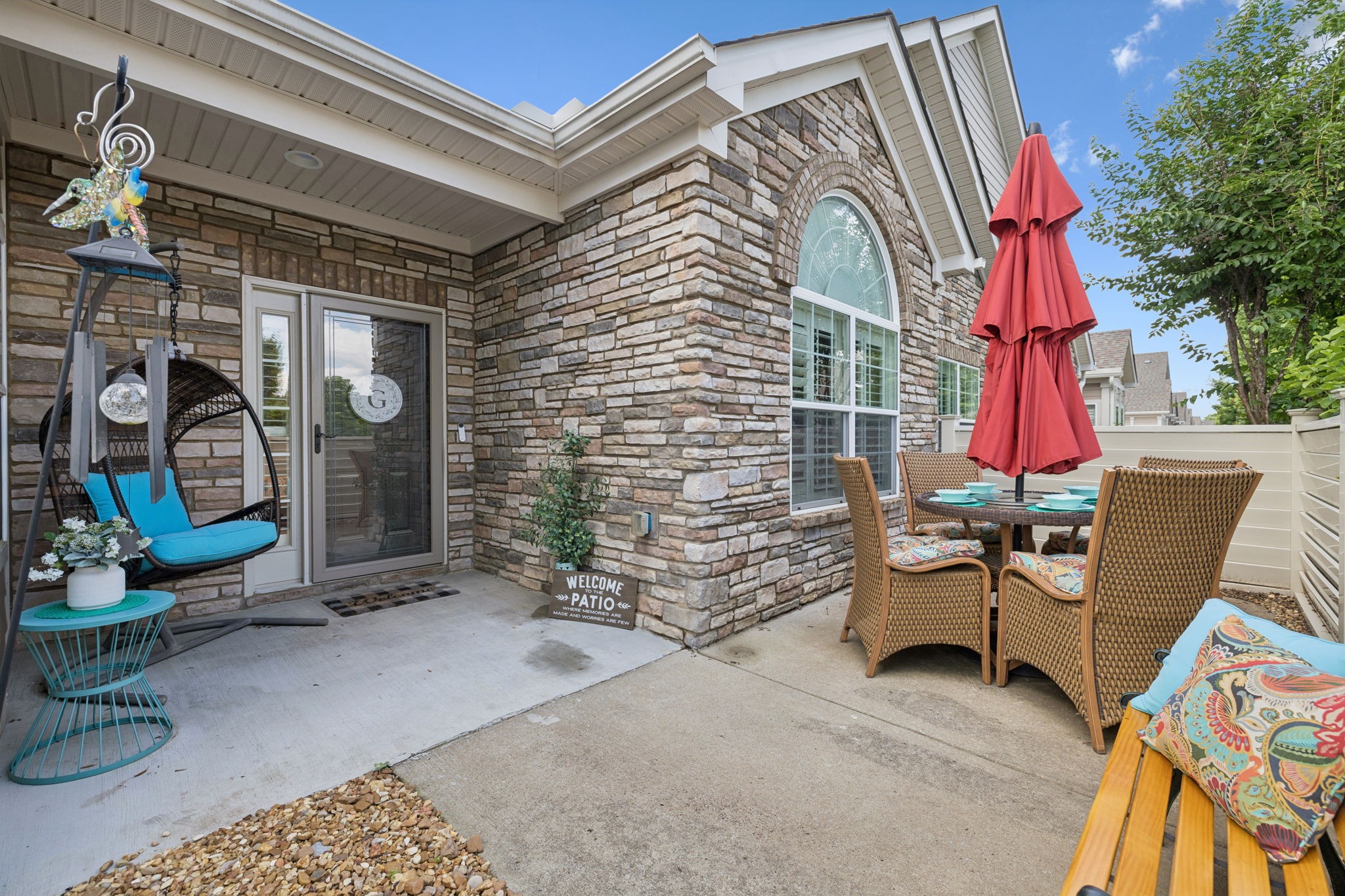 2462 Bridgeway St Property Photo 8