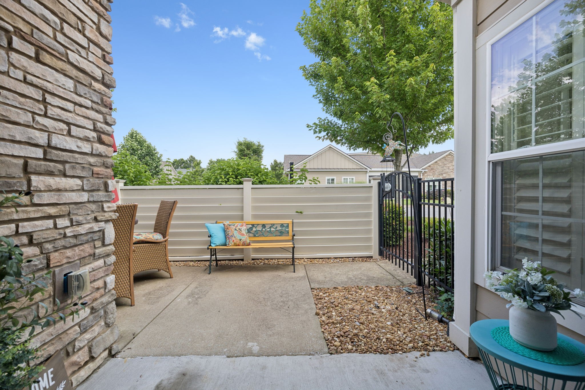 2462 Bridgeway St Property Photo 18