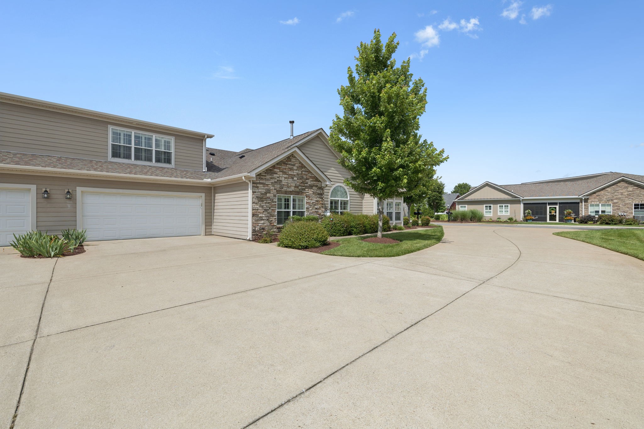 2462 Bridgeway St Property Photo 63