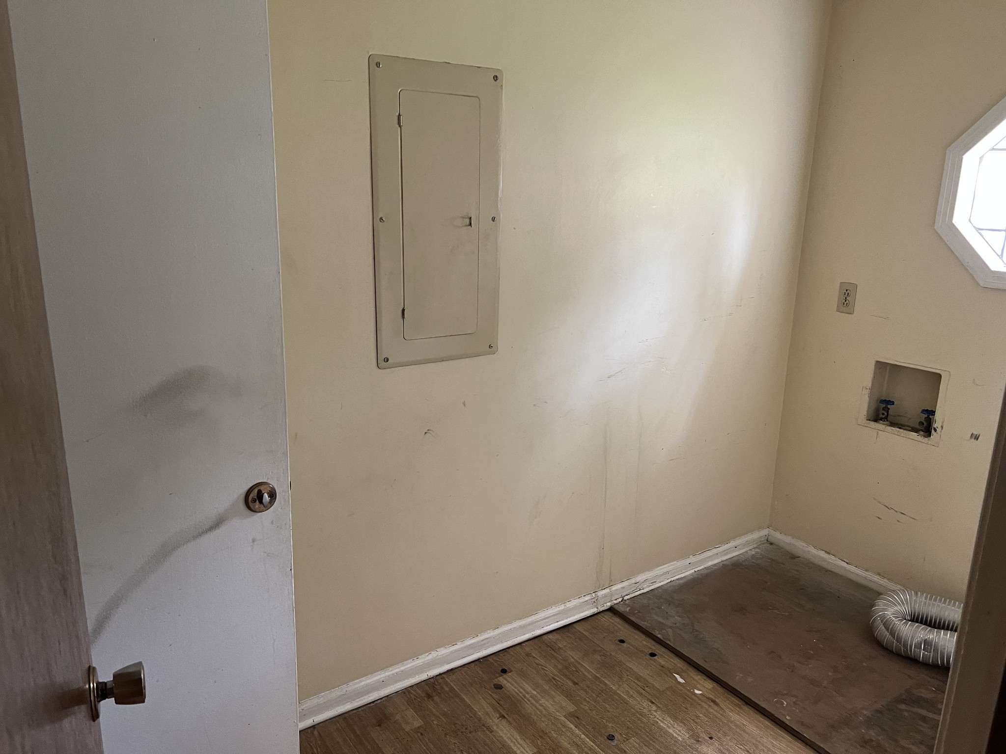 3205 Ewingdale Dr Property Photo 6