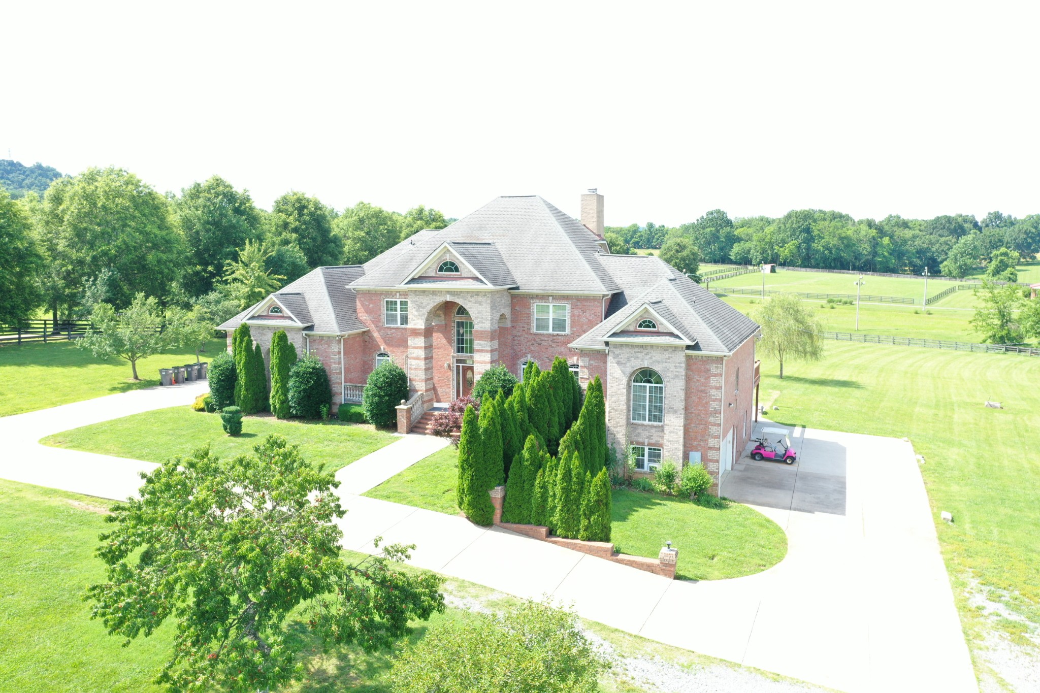 1616 Long Hollow Pike Property Photo