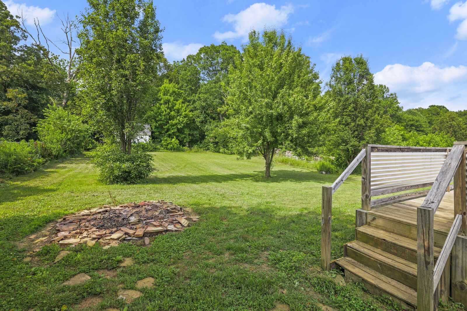 309 Sarah Ln Property Photo 37