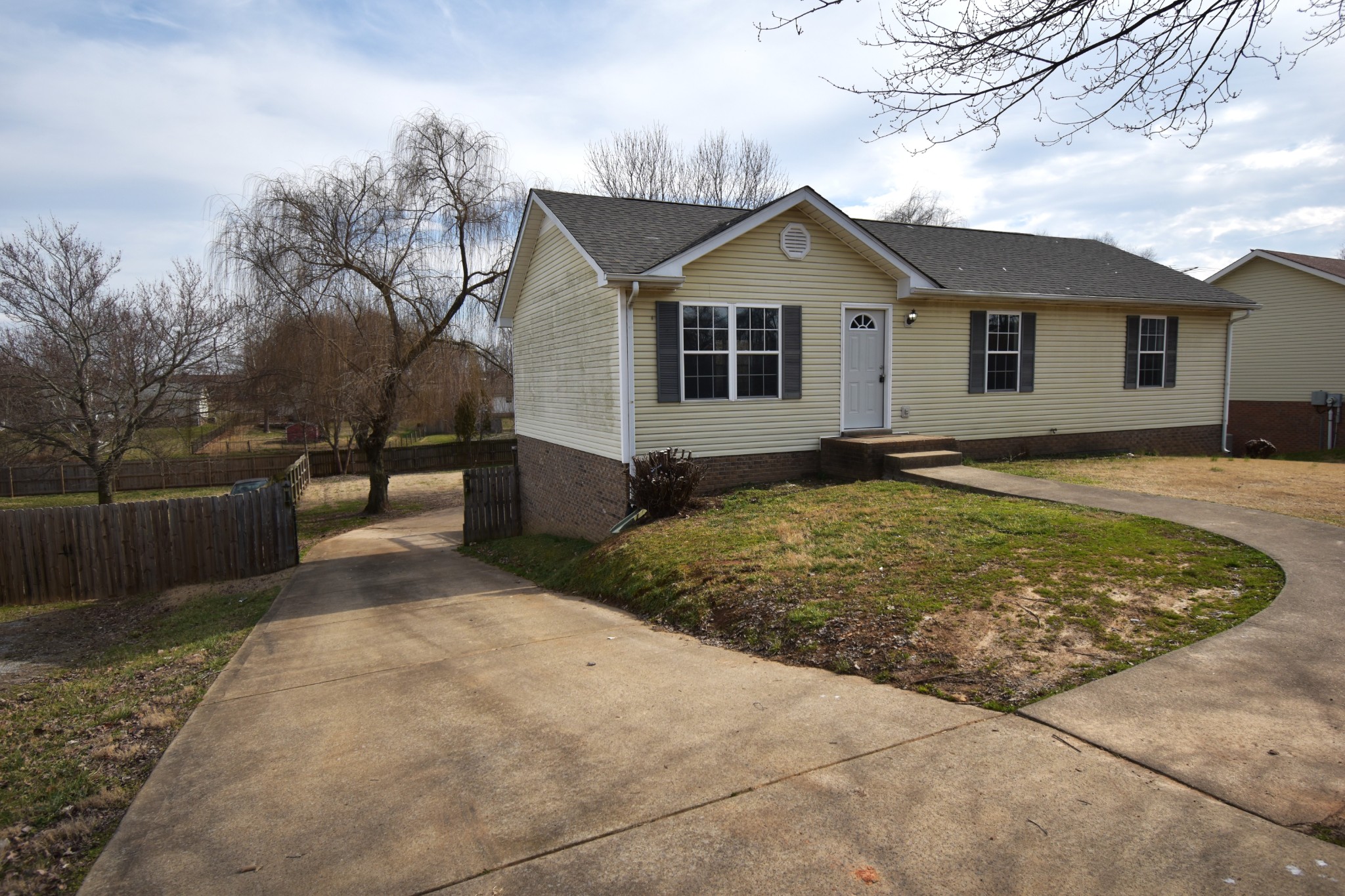 1817 Needmore Rd Property Photo 1