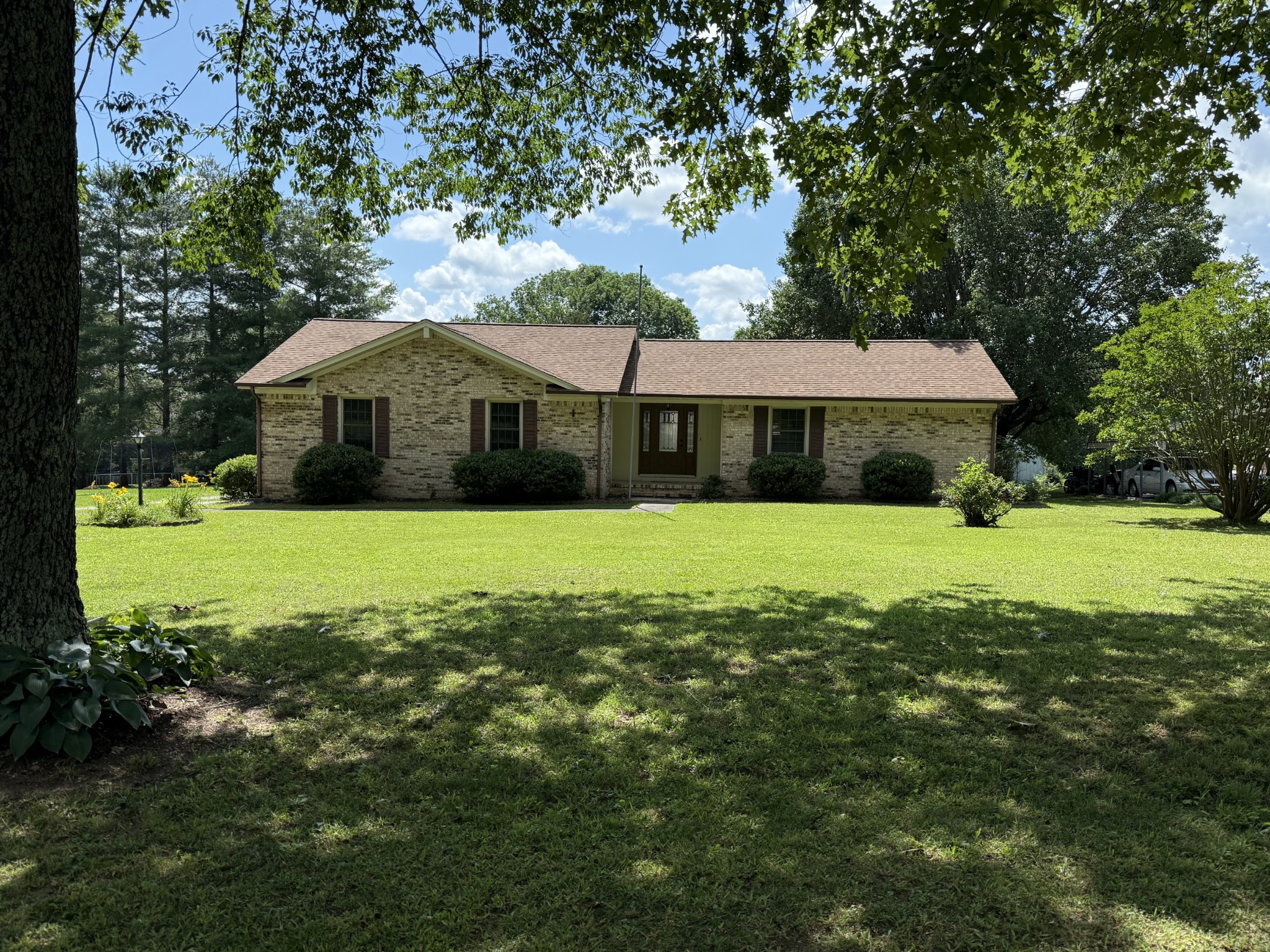 905 Spring Valley Rd Property Photo 1